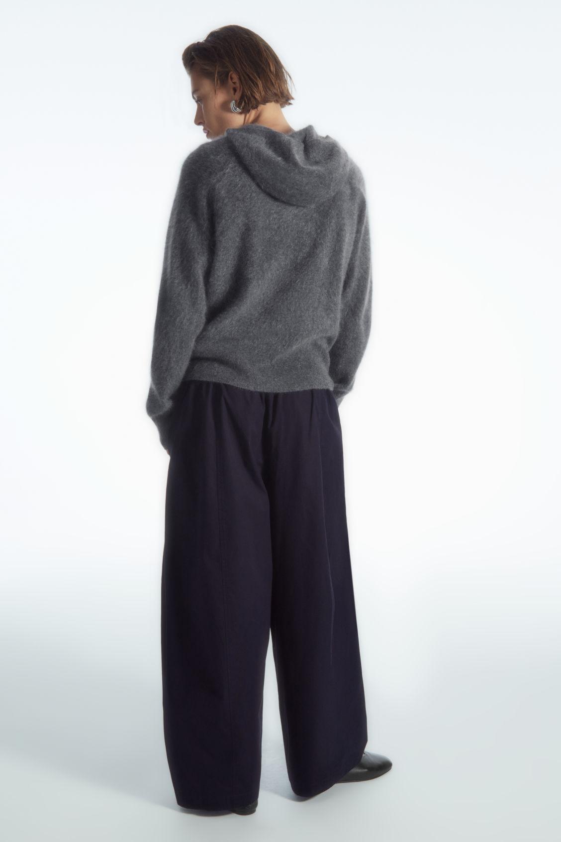 ELASTICATED BARREL-LEG PANTS Product Image