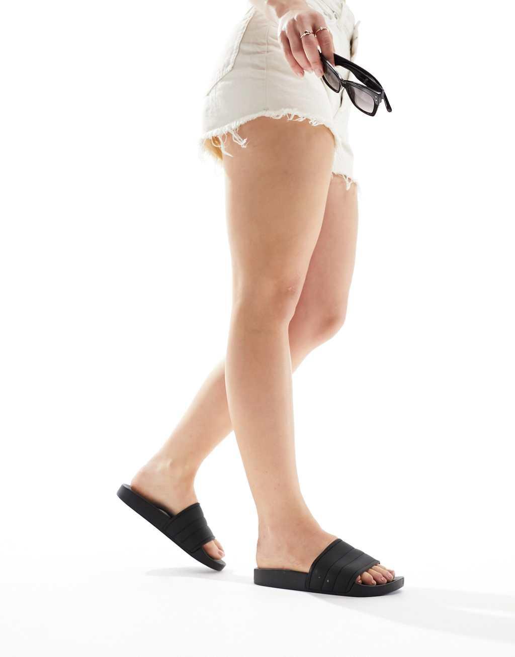 ASOS DESIGN Wide Fit Final pool slides Product Image