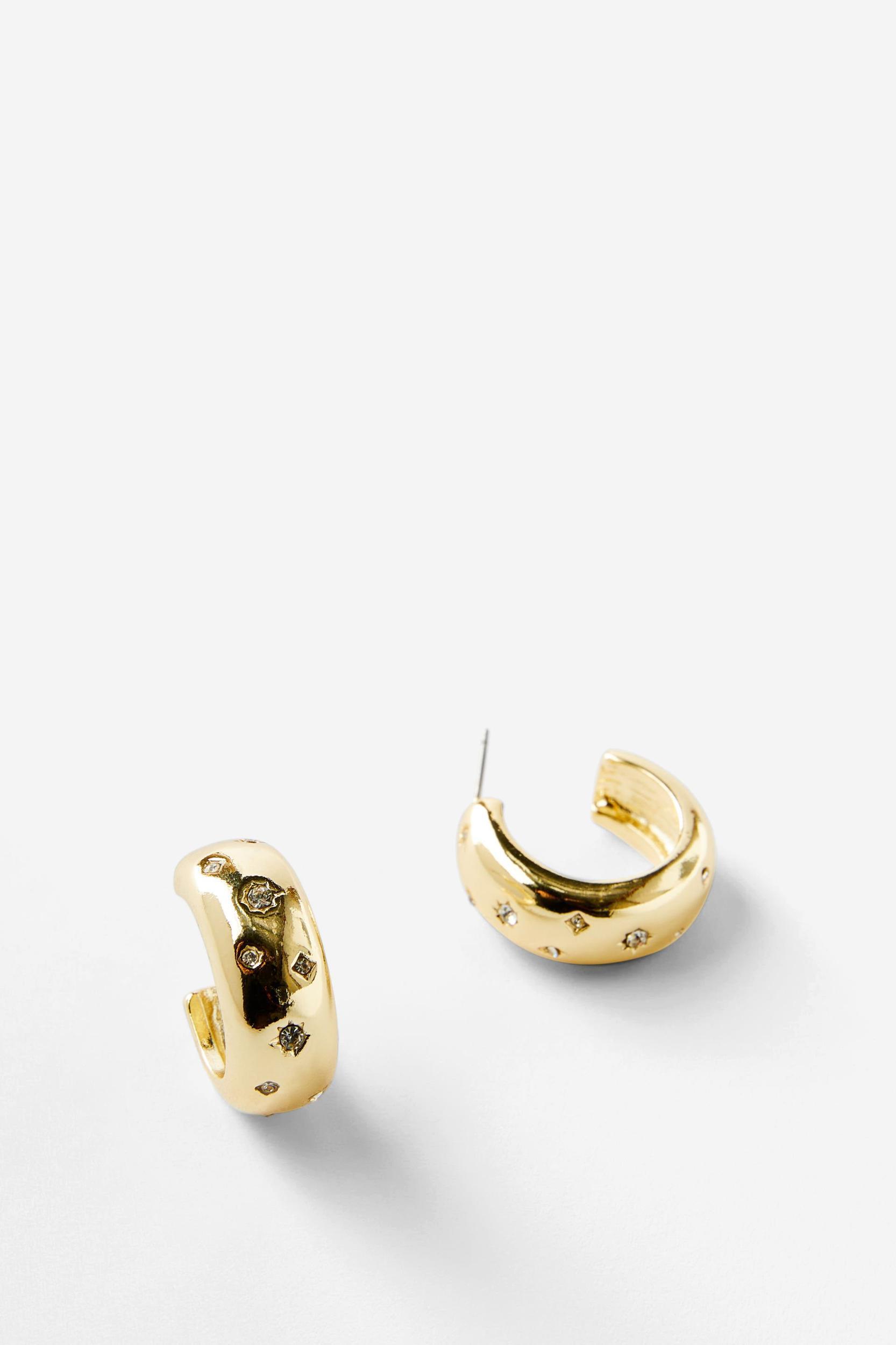 Mid Hoop Earring Product Image