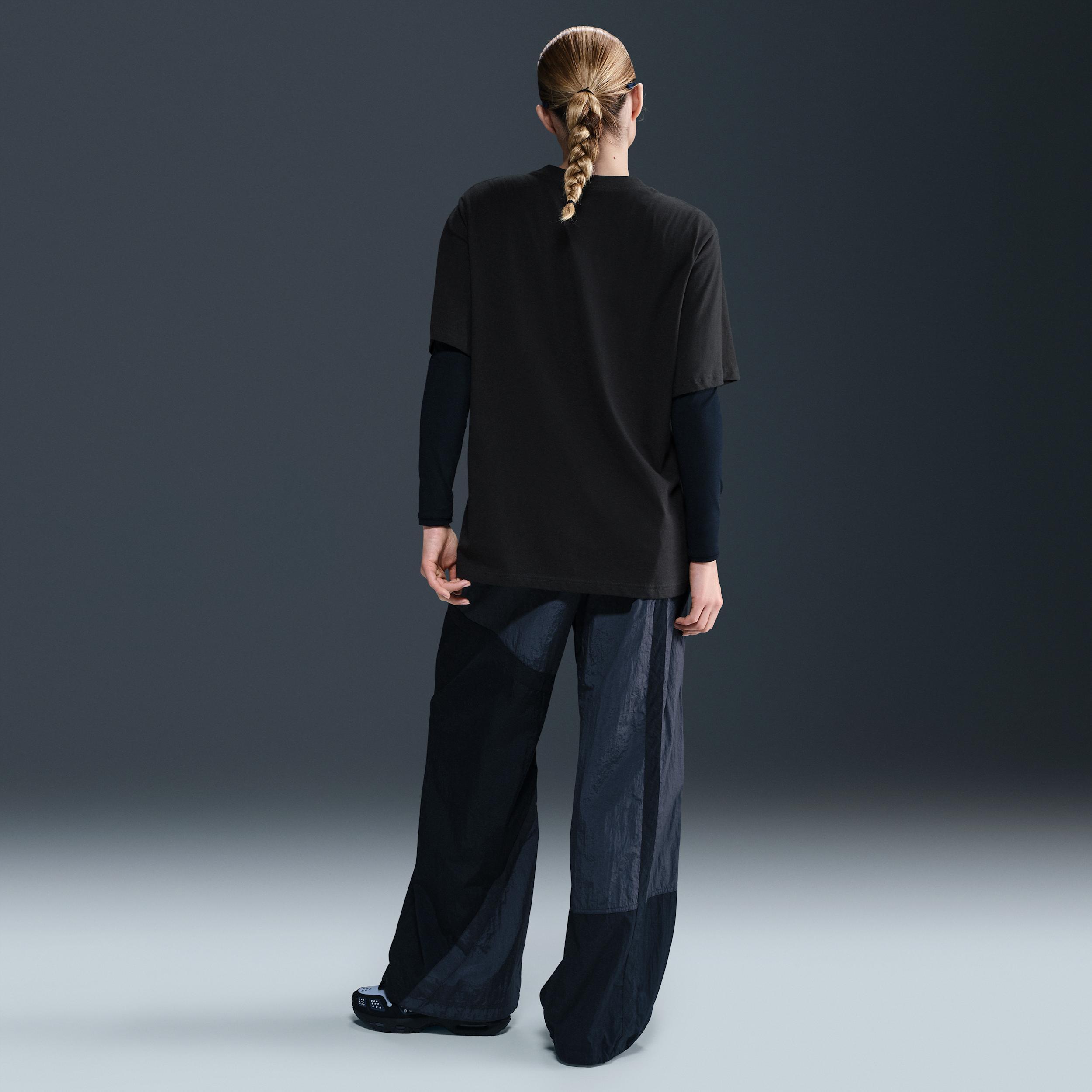 Nike Sportswear Essential Women's T-Shirt Product Image