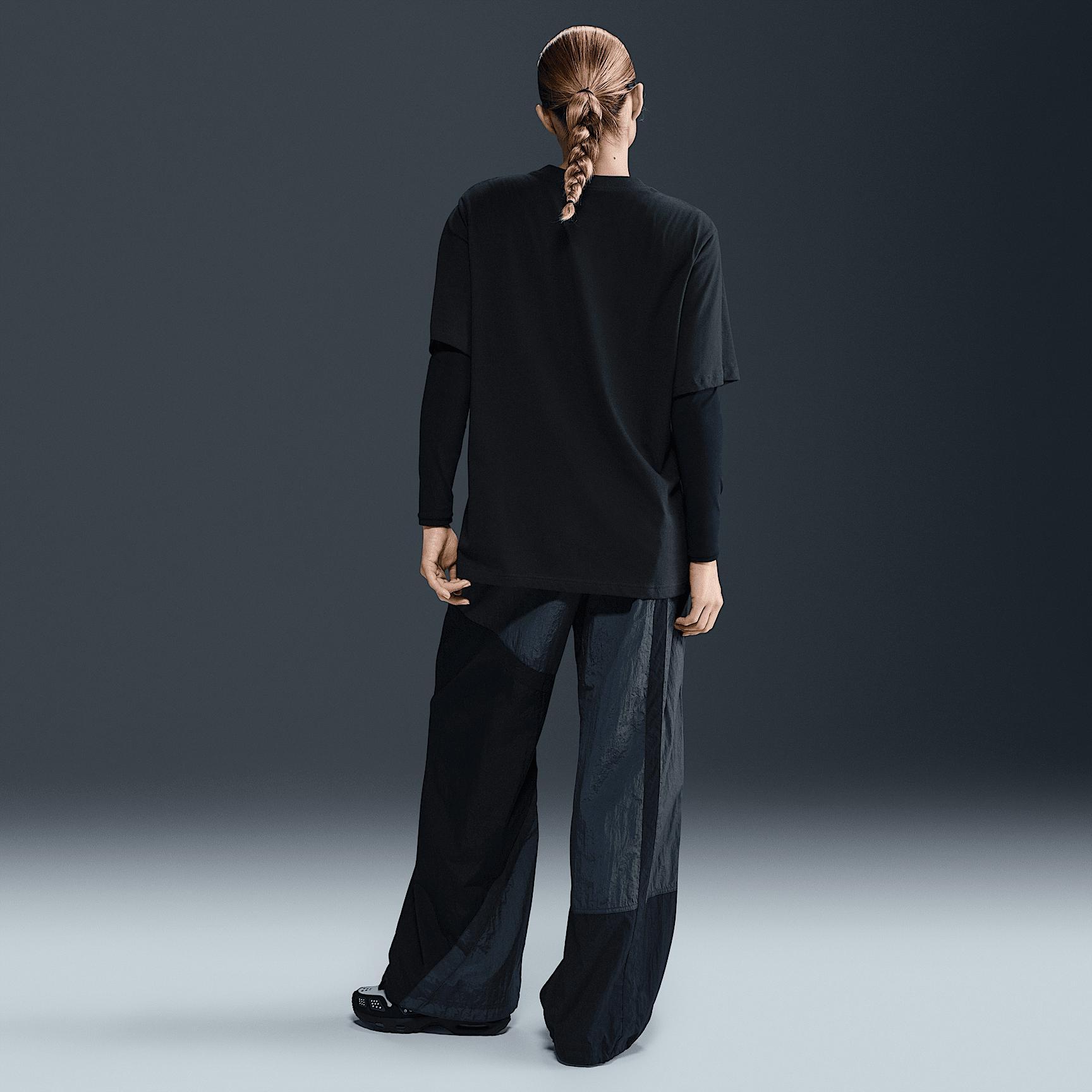 Nike Sportswear Essential Women's T-Shirt Product Image