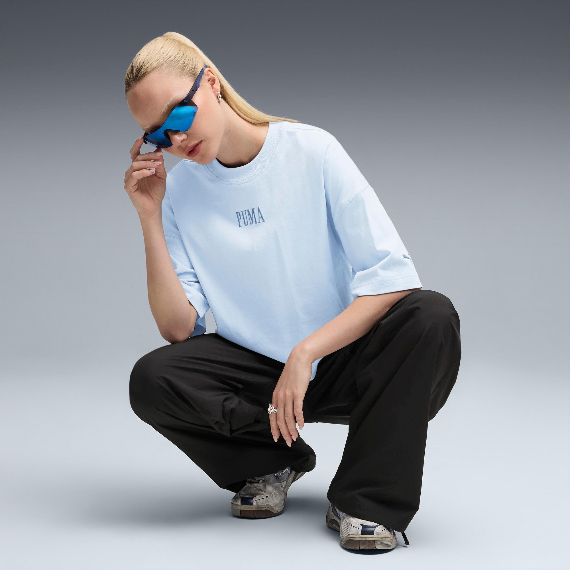 Premium Essentials Graphic Tee Women Product Image