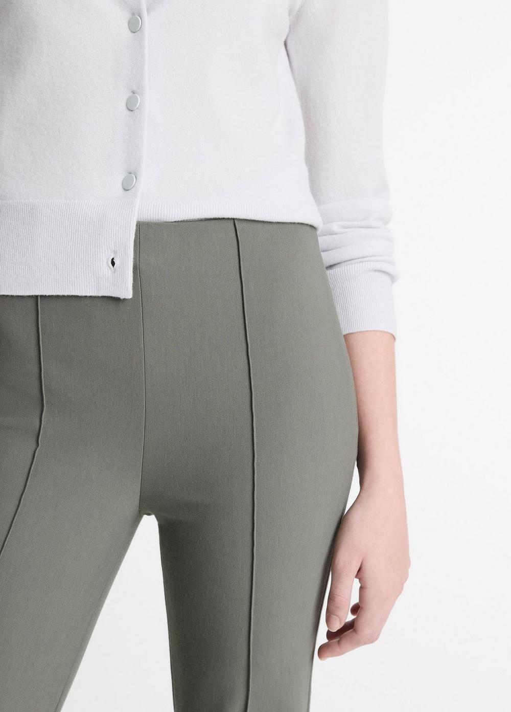 Womens Mid-Rise Pintuck Crop Flare Pant, Pebble, Size L Vince Product Image