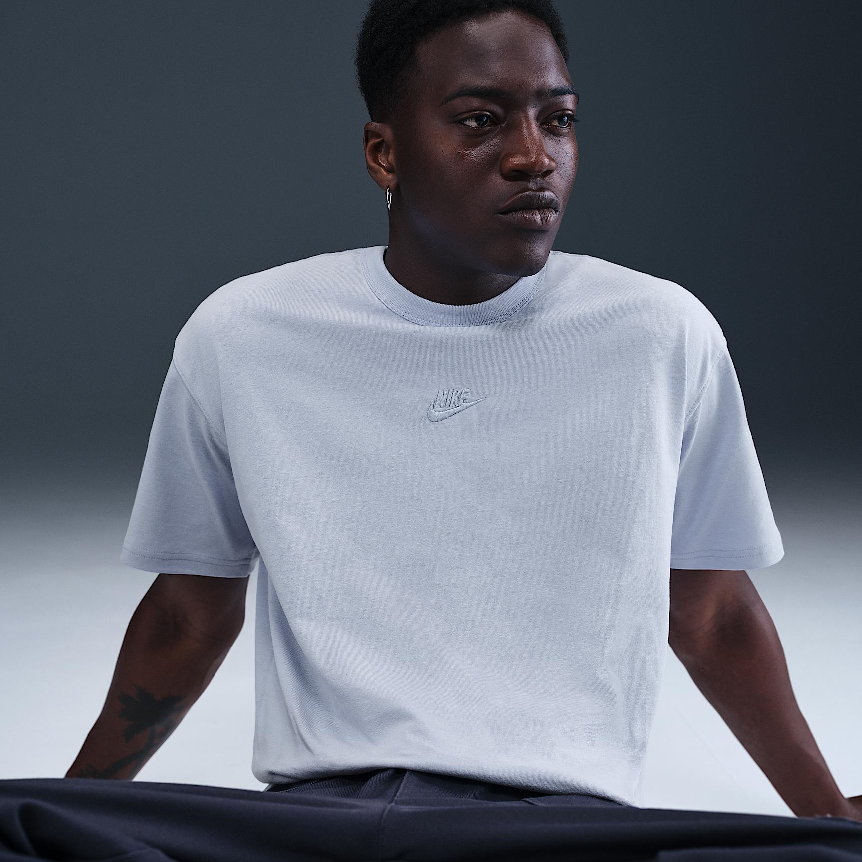 Men's Nike Sportswear Premium Essentials T-Shirt Product Image