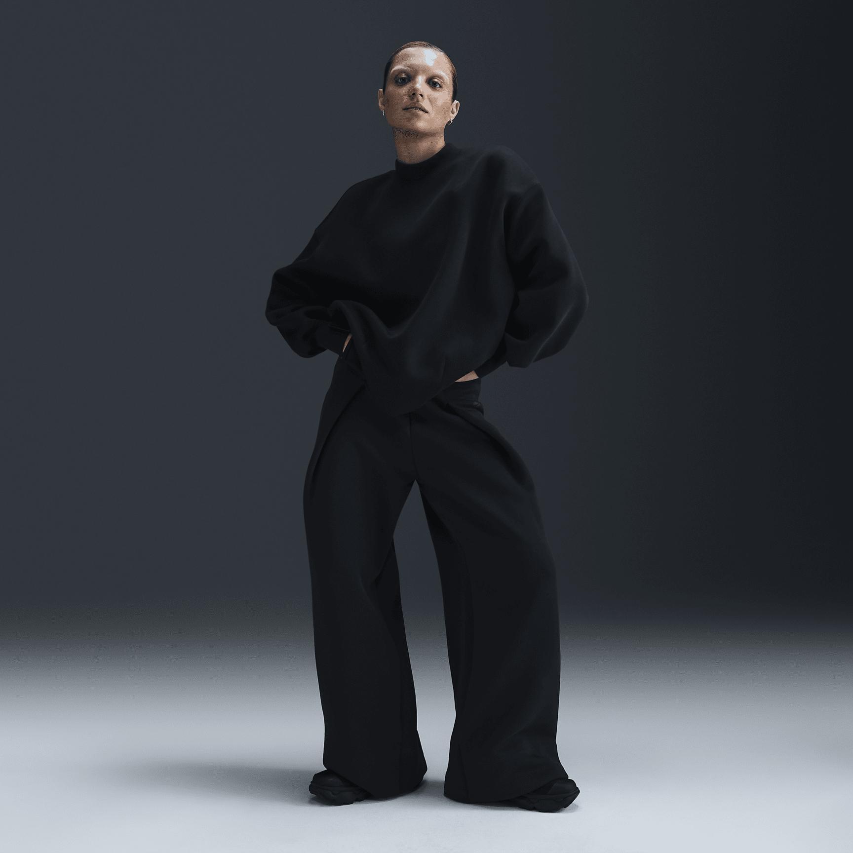 Nike Womens Sportswear Tech Fleece Oversized Crewneck Sweatshirt in Black Product Image