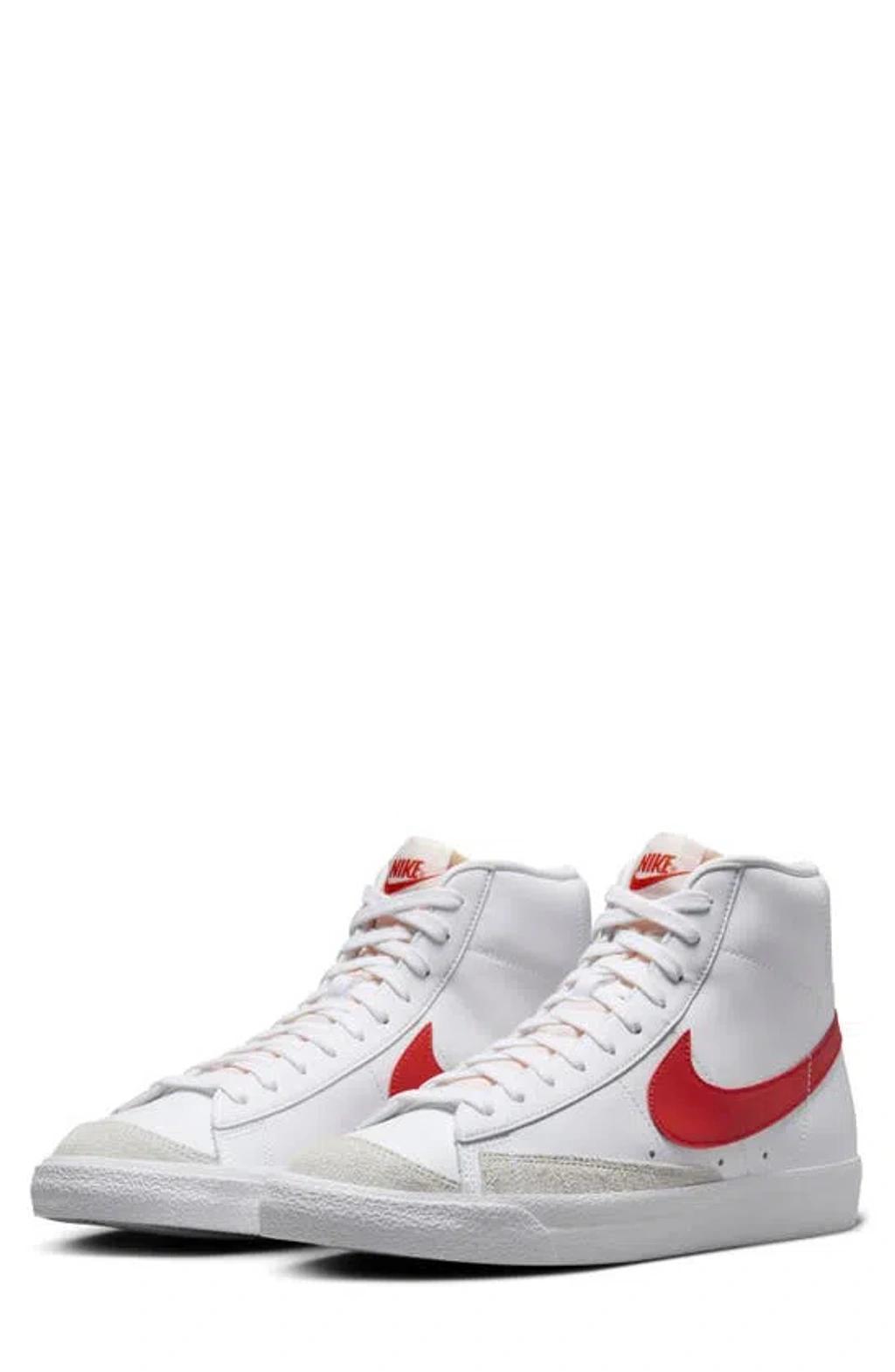Nike Men's Blazer Mid '77 Vintage Shoes Product Image