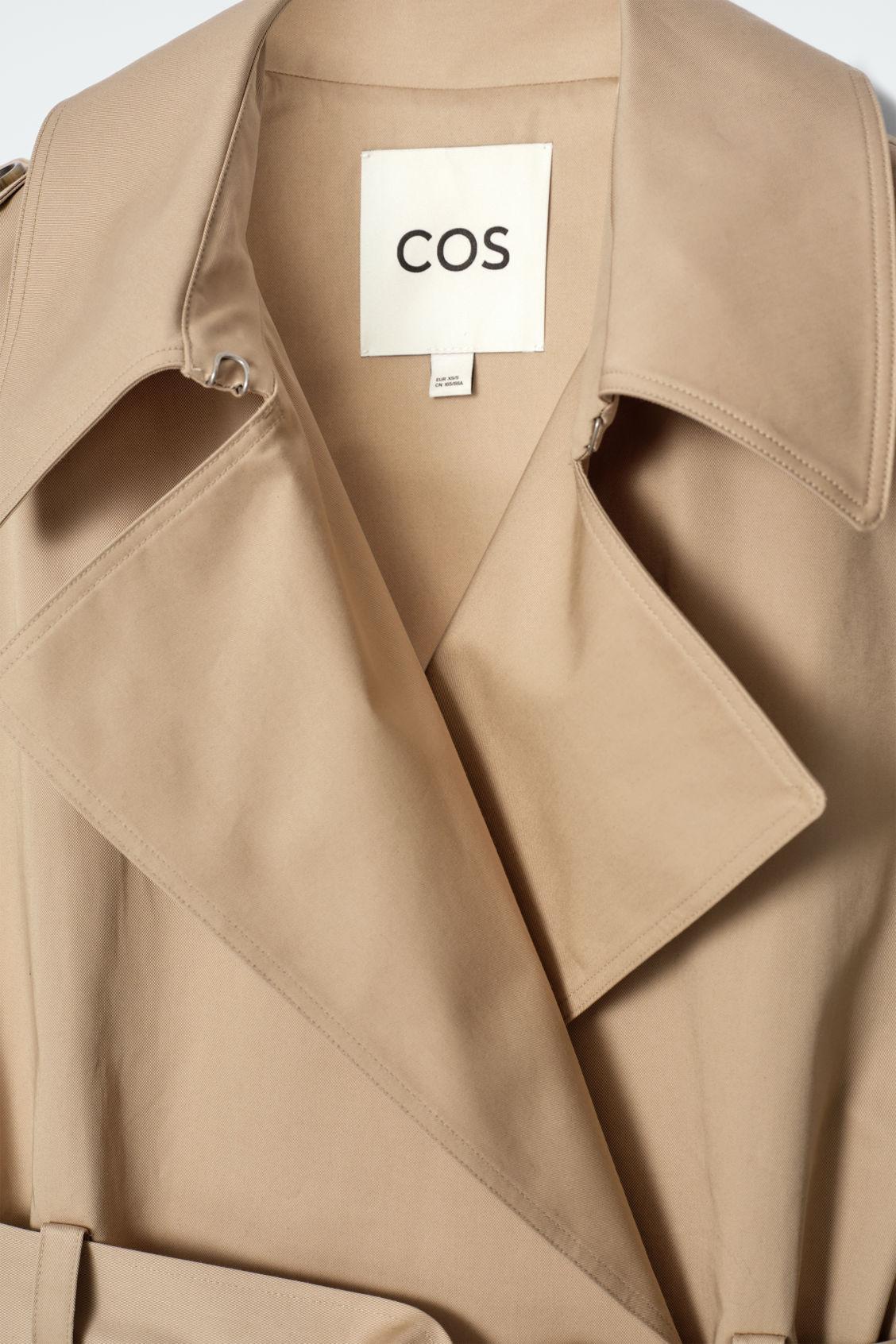 SLEEVELESS HYBRID TRENCH COAT Product Image