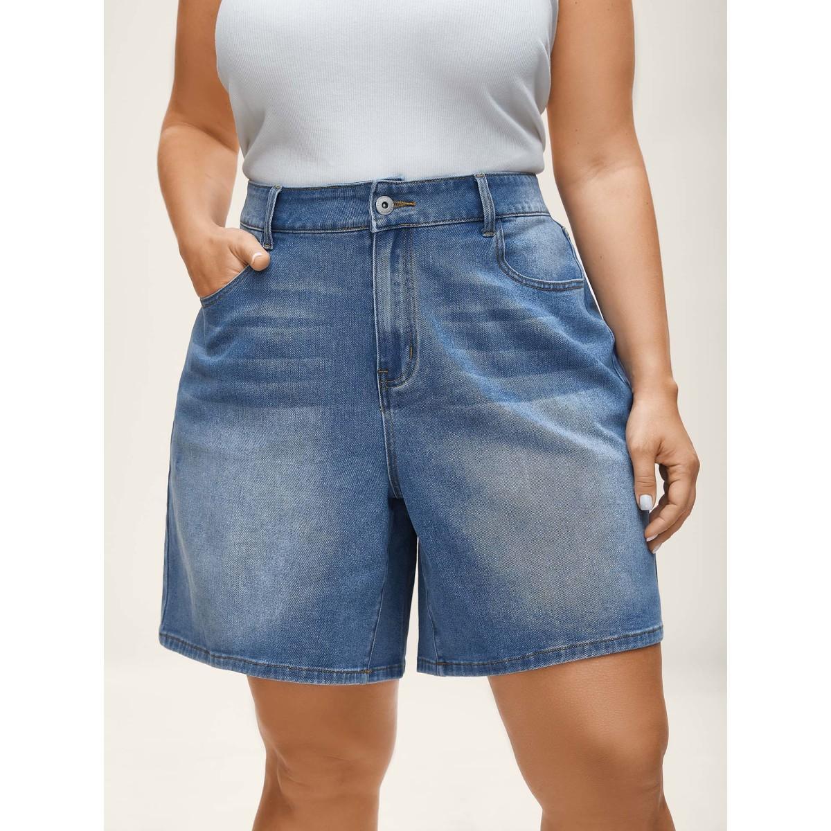 Plus Size Whiskered Wash Wide-Leg Denim Shorts Women Denimlightblue No stretch Everyday-Casual Slanted pocket Denim Shorts BloomChic 16/1X Product Image