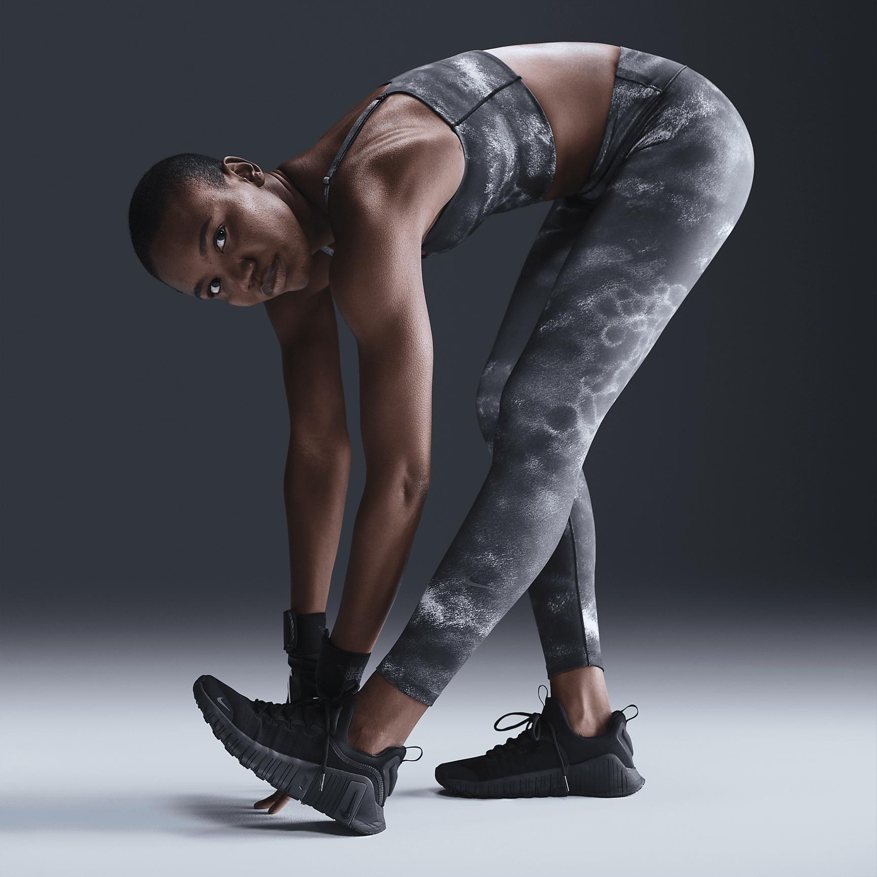 Nike One Women's High-Waisted 7/8 Printed Leggings Product Image