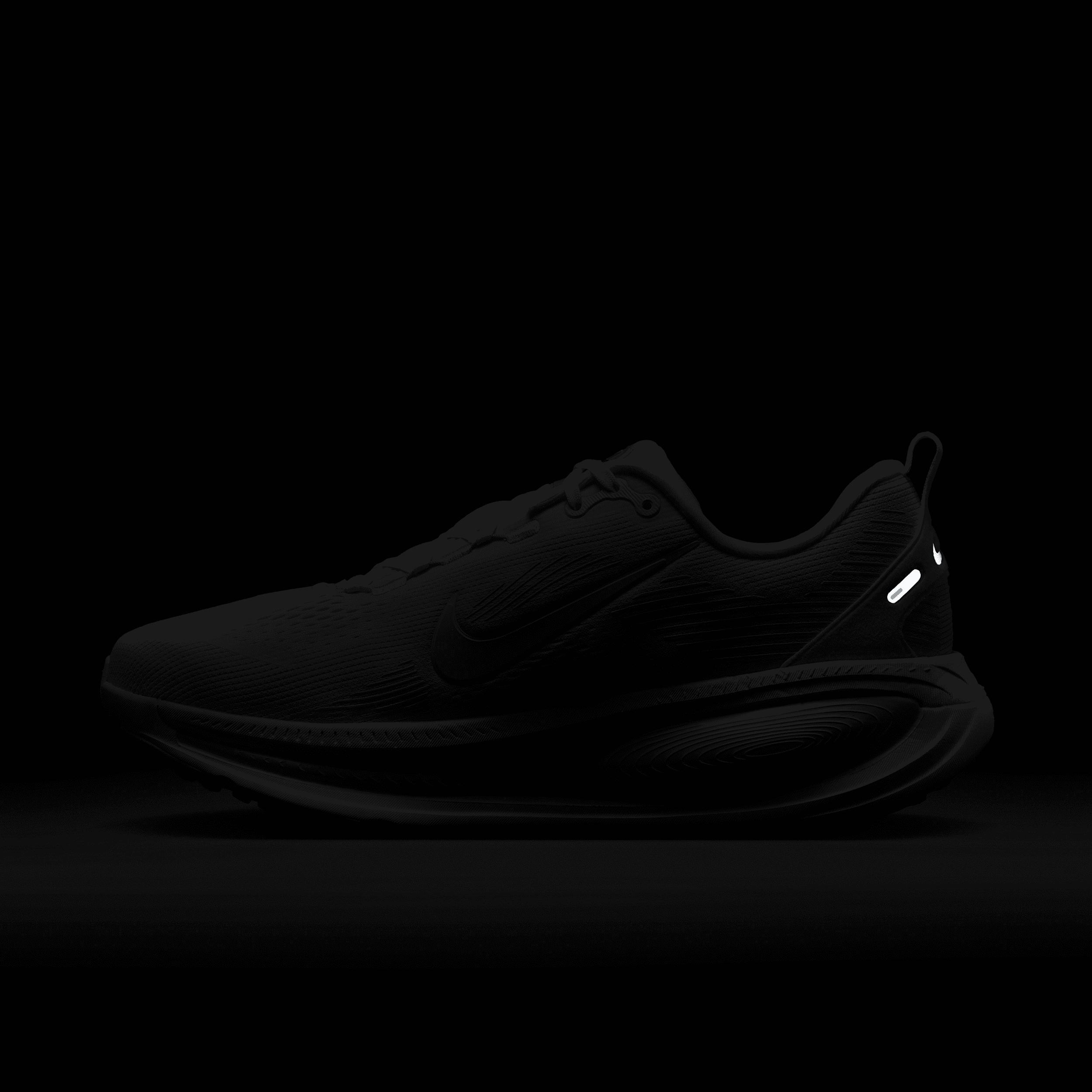 Nike Men's Vomero 18 Road Running Shoes Product Image