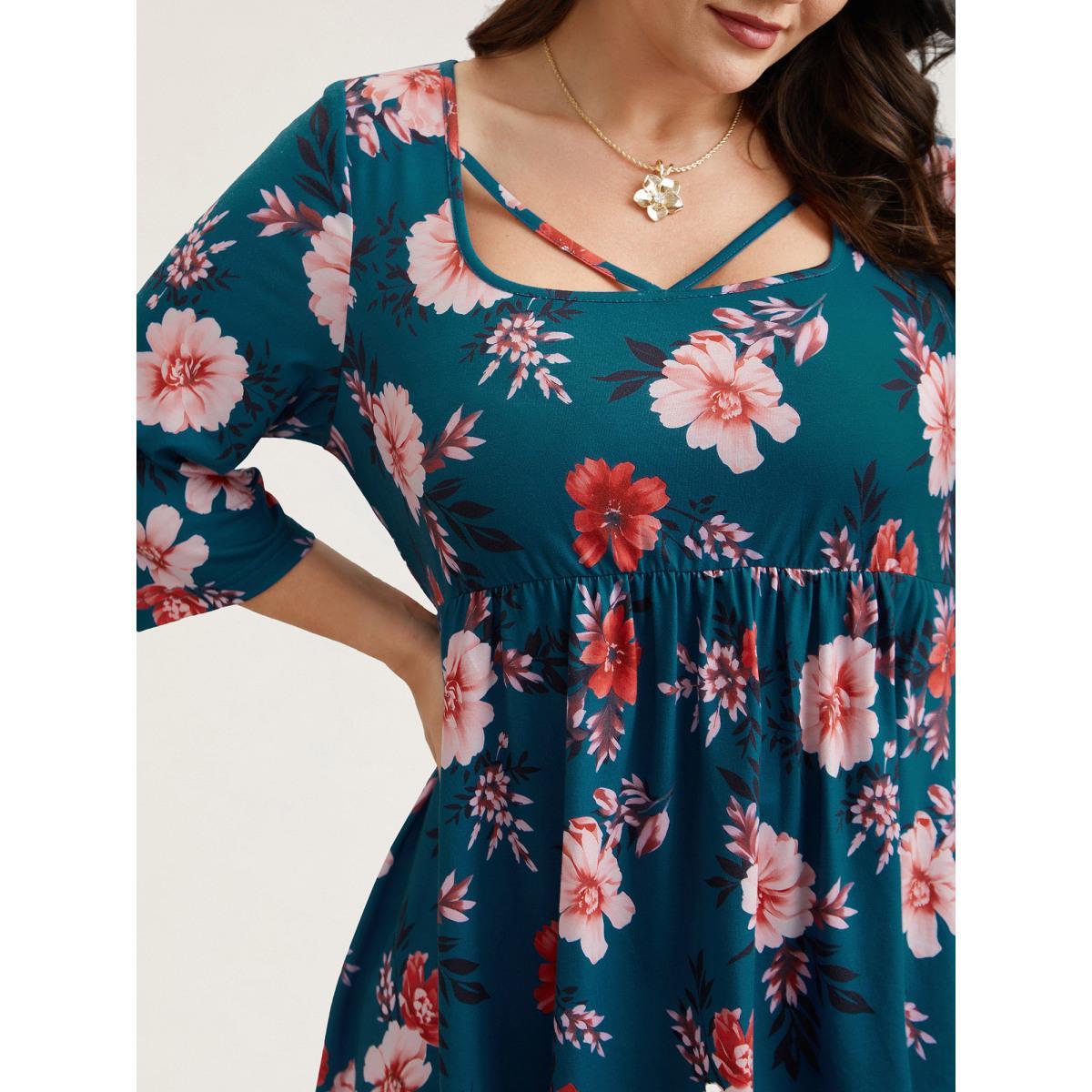 Plus Size Floral Print Neck Cut-Out Babydoll Top Multicolor Women Elegant Gathered Natural Flowers Square Neck Bodycon Everyday T-shirts BloomChic 18-20/2X Product Image