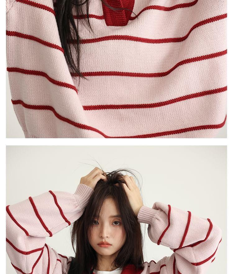 Long Sleeve V-Neck Color-Block Striped Loose-Fit Sweater Product Image