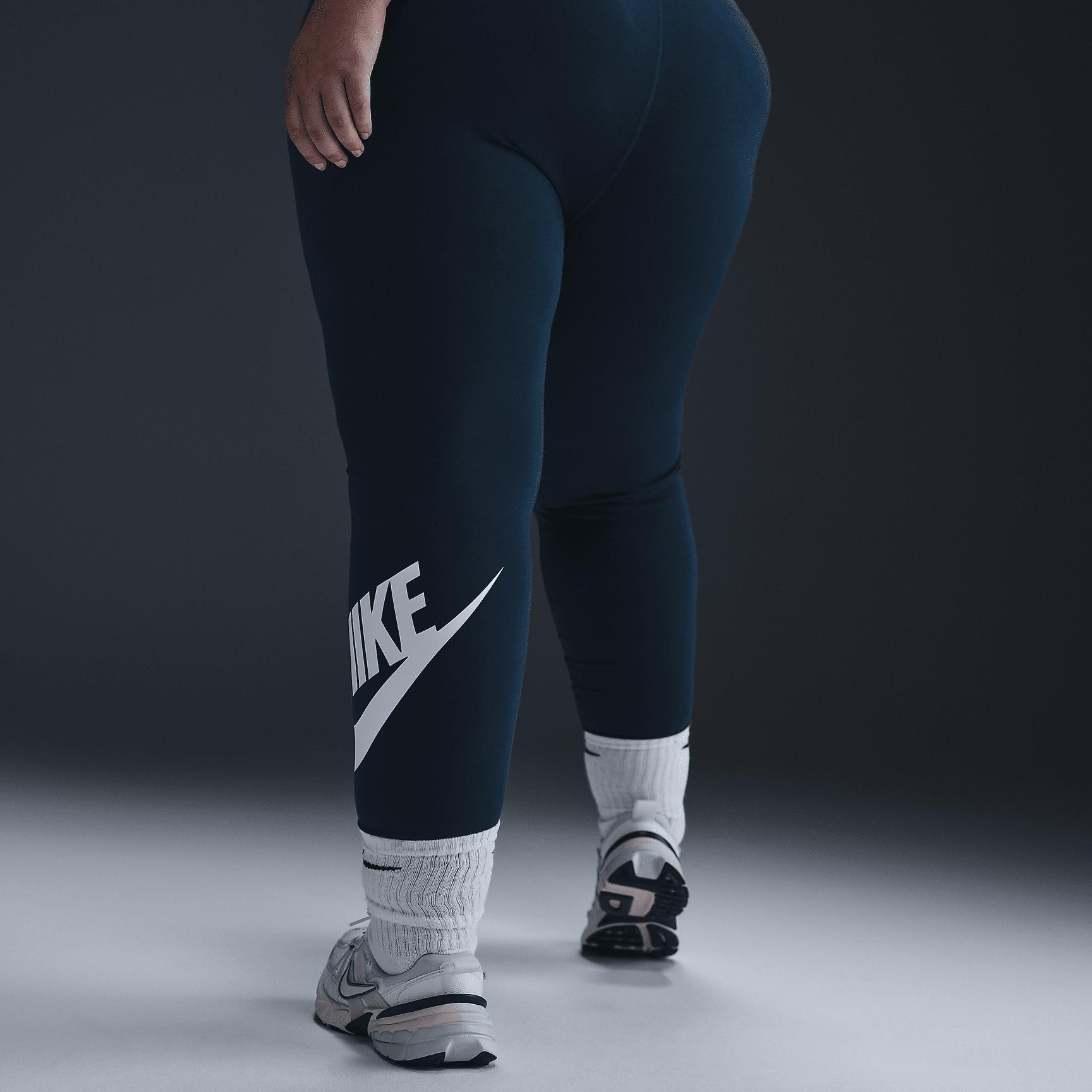Nike Sportswear Classics Women's High-Waisted Graphic Leggings (Plus Size) Product Image