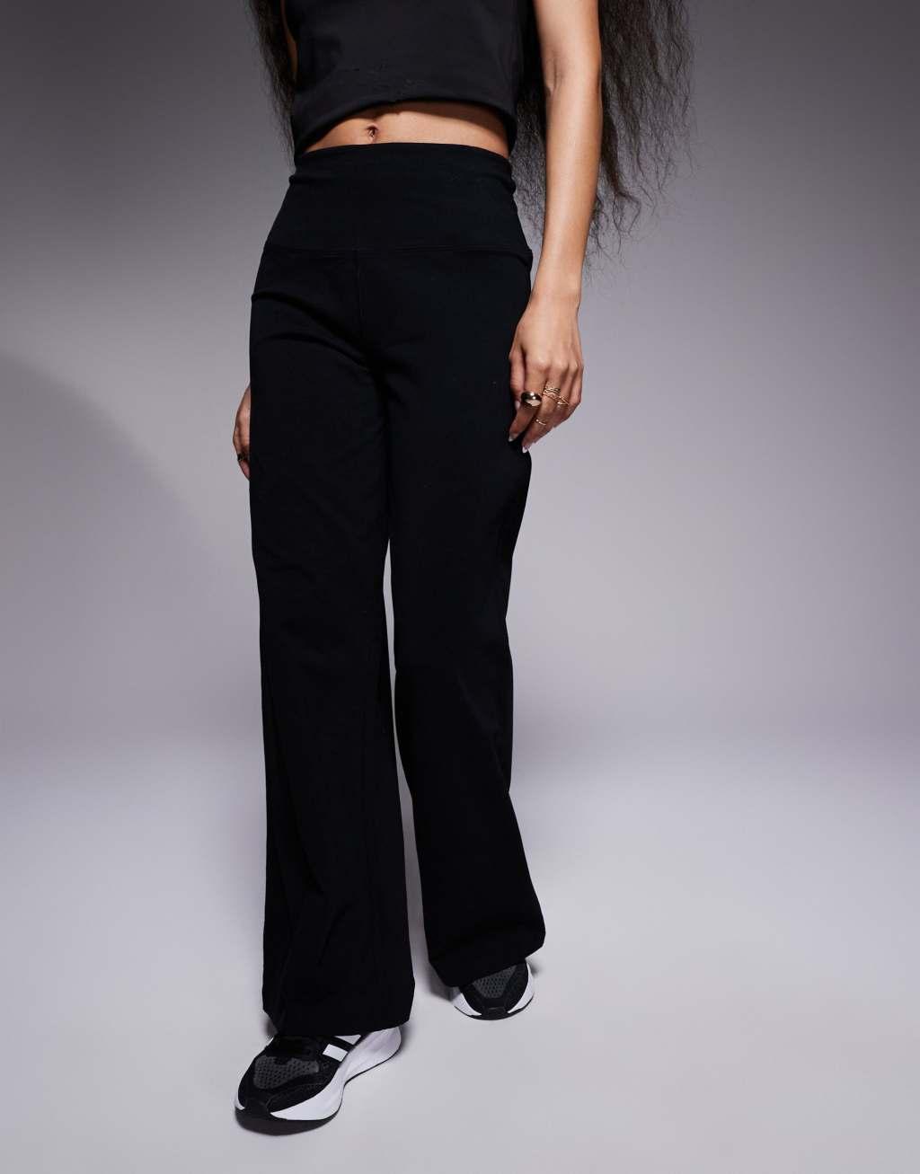4505 Petite Icon soft touch dance pants in black  Product Image