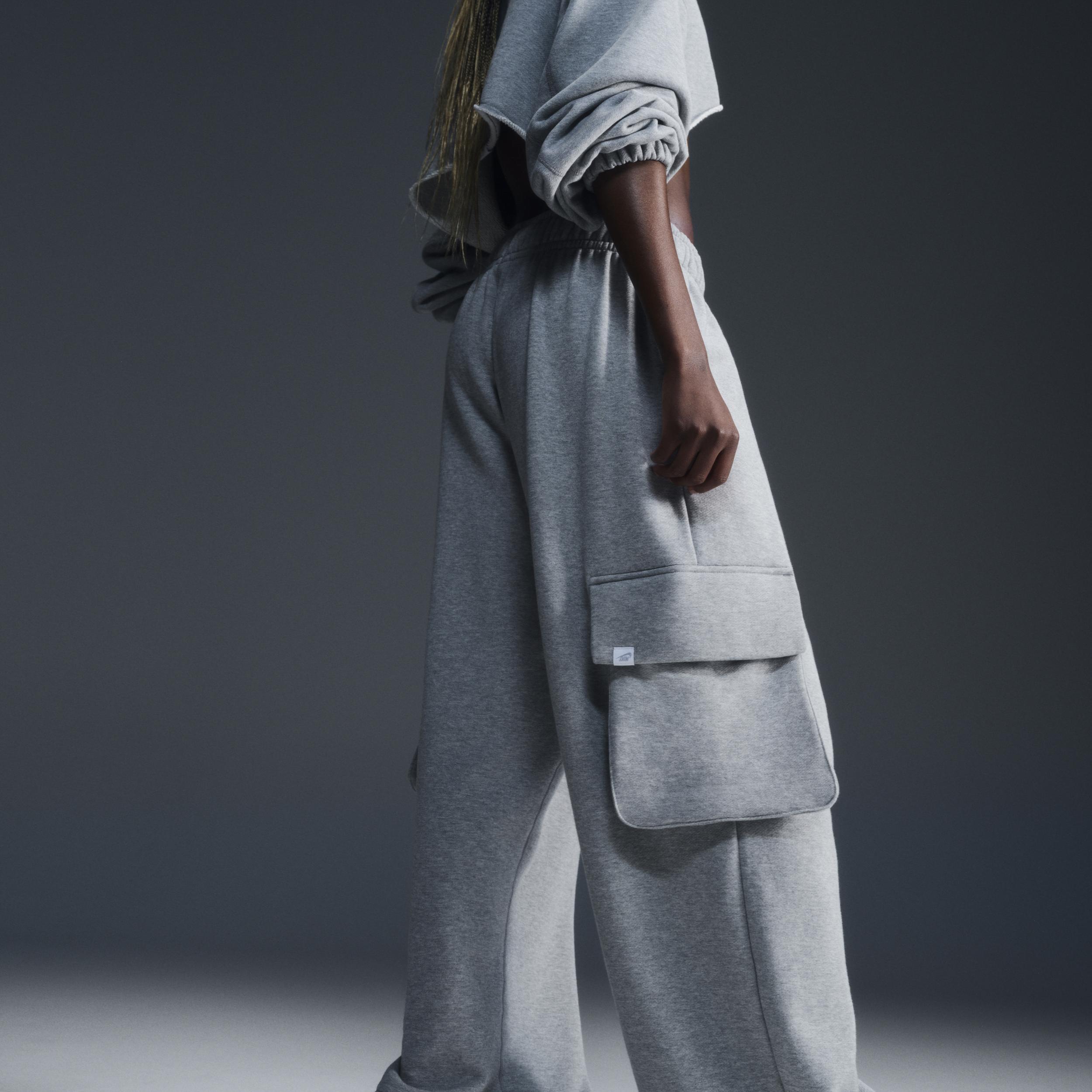 Women's Nike Sportswear Low-Rise Oversized French Terry Open-Hem Pants Product Image