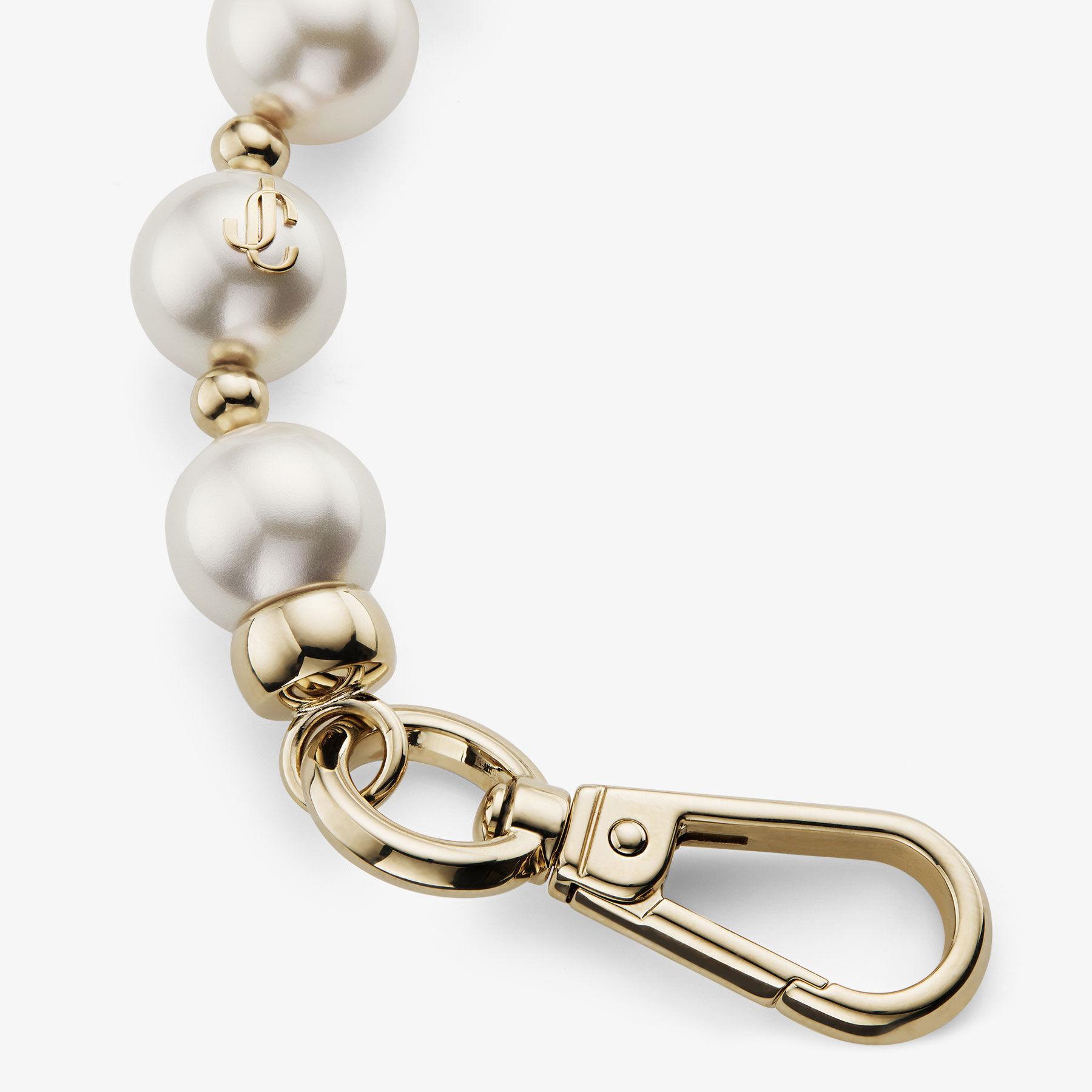 Multipearl Strap Charm Product Image
