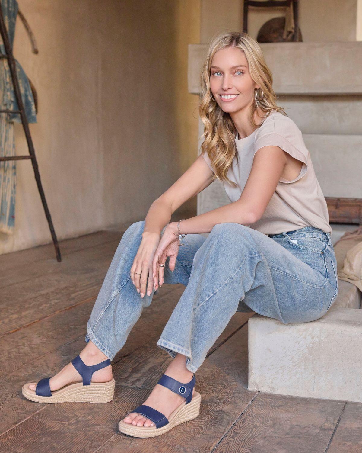 Riviera Strap Sandal Metatarsal Product Image
