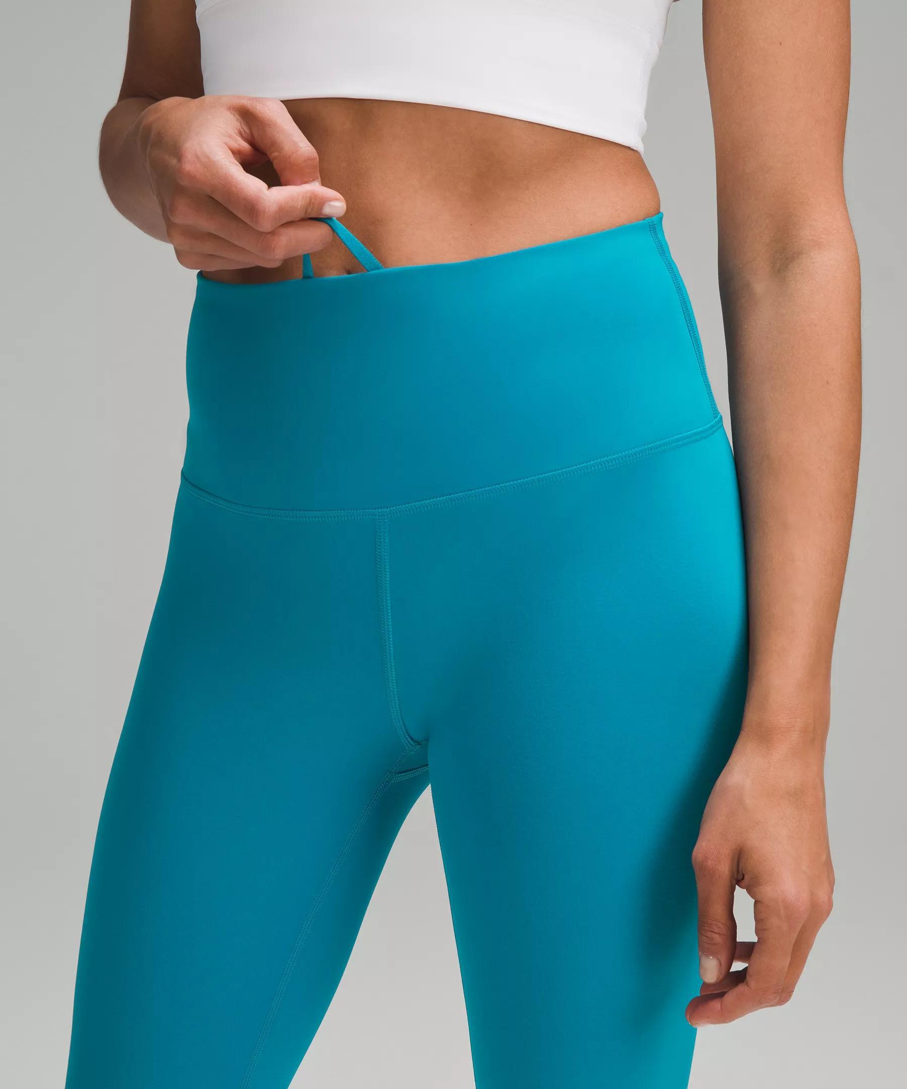 Wunder Train High-Rise Crop 23" Product Image