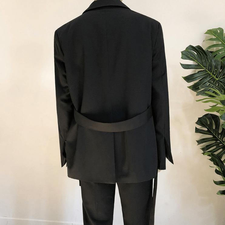 RT No. 2583 BELT BLAZER SUIT JK Product Image