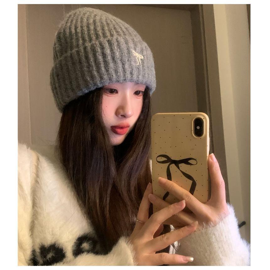 Bow Embroidered Ribbed Knit Beanie Product Image