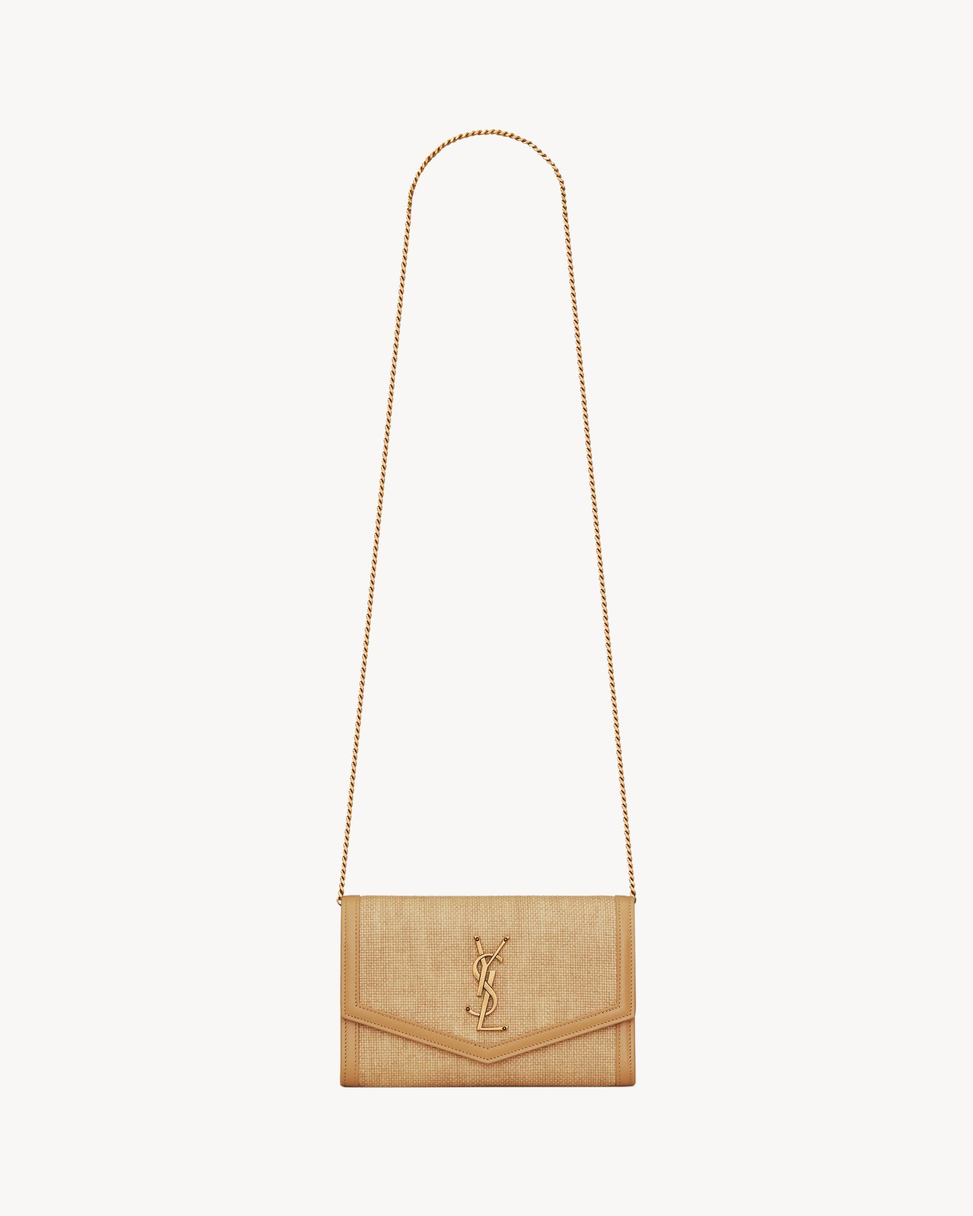 CASSANDRE ENVELOPE CHAIN WALLET IN GRAIN DE POUDRE LEATHER Product Image
