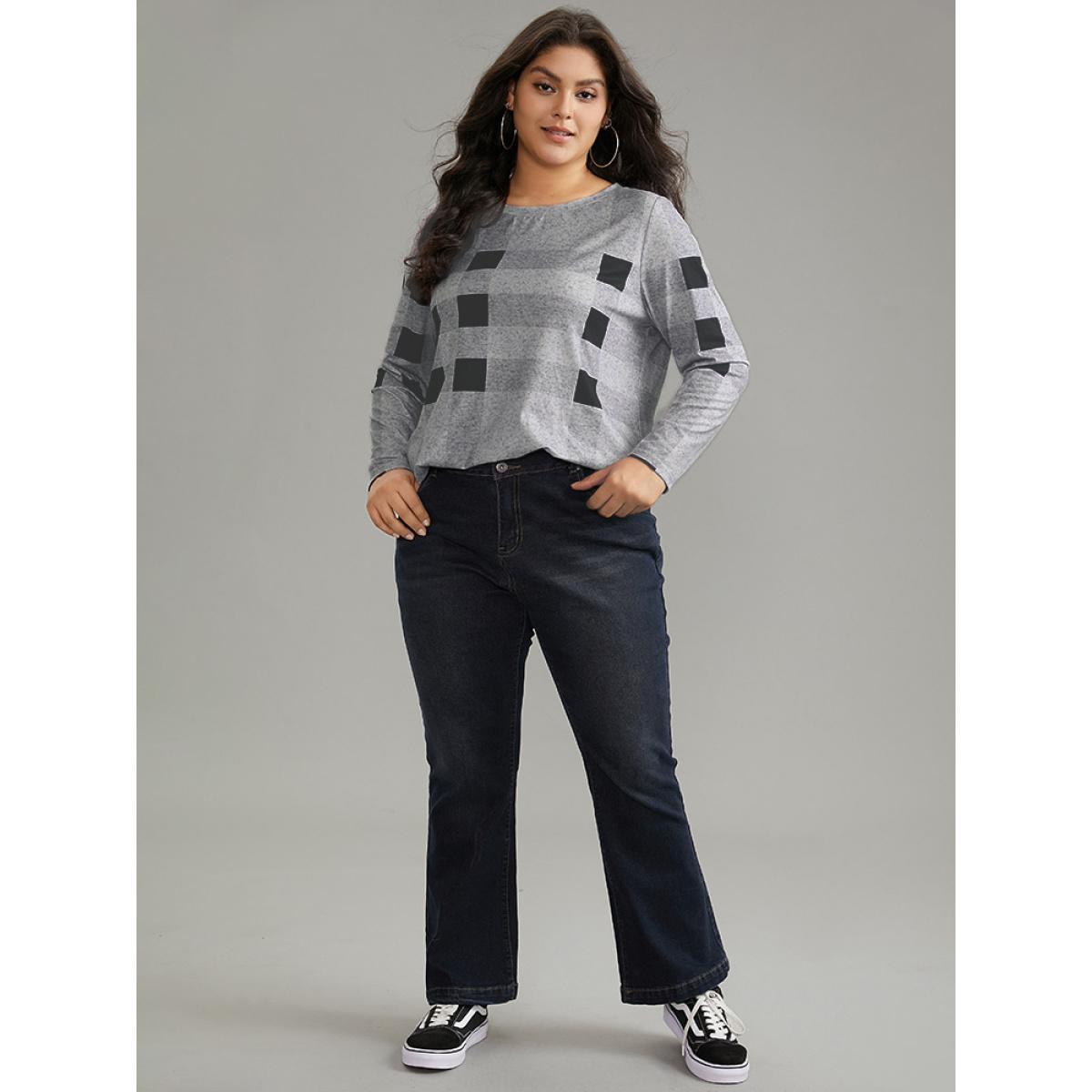 Plus Size Plaid Print Contrast Round Neck T-shirt LightGray Women Casual Contrast Plaid Round Neck Everyday T-shirts BloomChic 28/5X Product Image