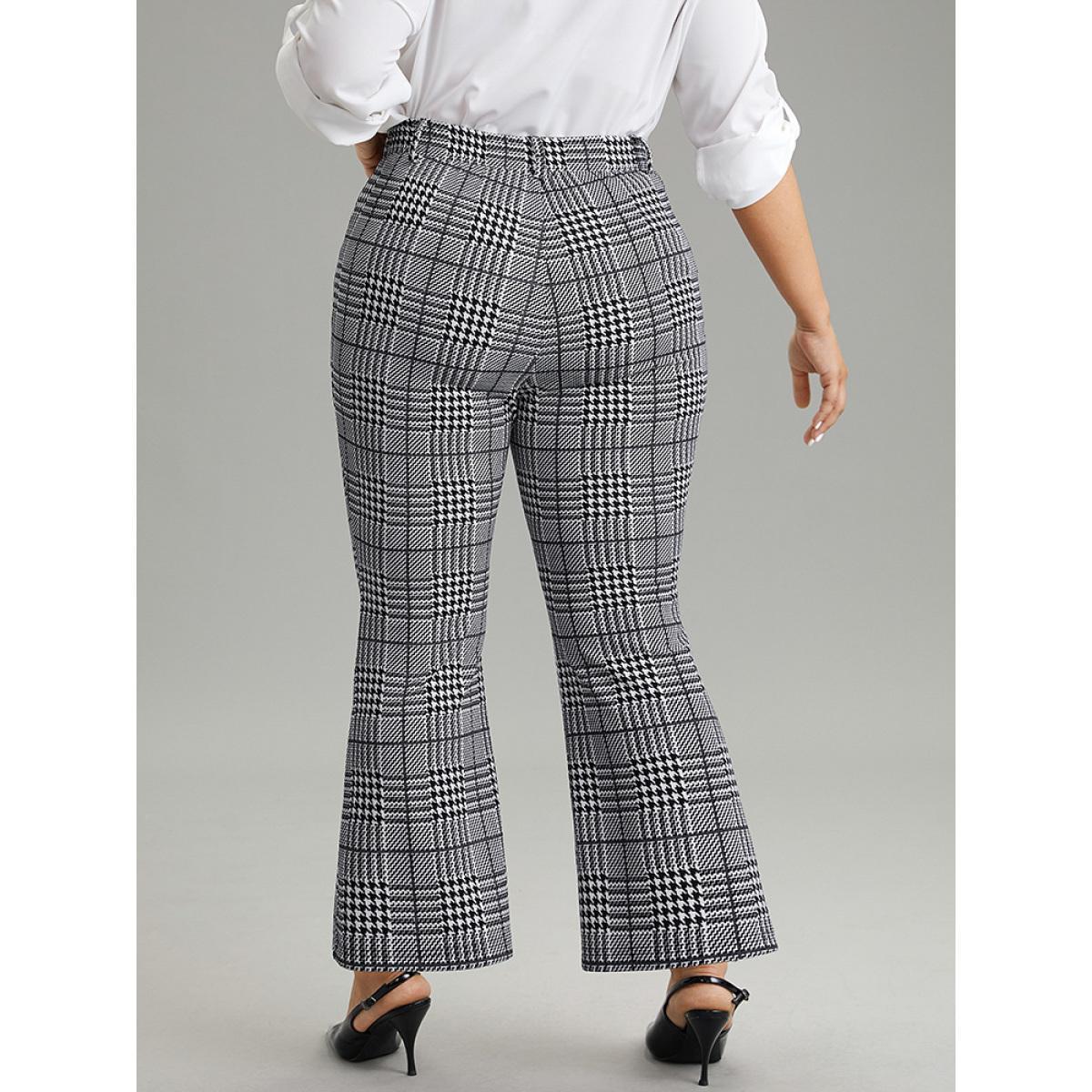 Plus Size Houndstooth Pocket Flare Leg Zipper Fly Pants Women Black Office Flare Leg High Rise Work Pants BloomChic 12/L Product Image