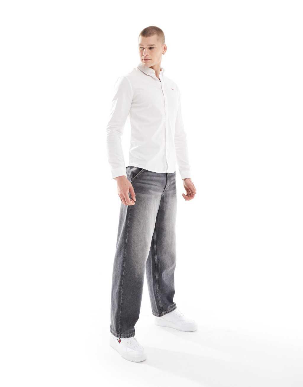 Tommy Jeans slim fit oxford shirt in white Product Image