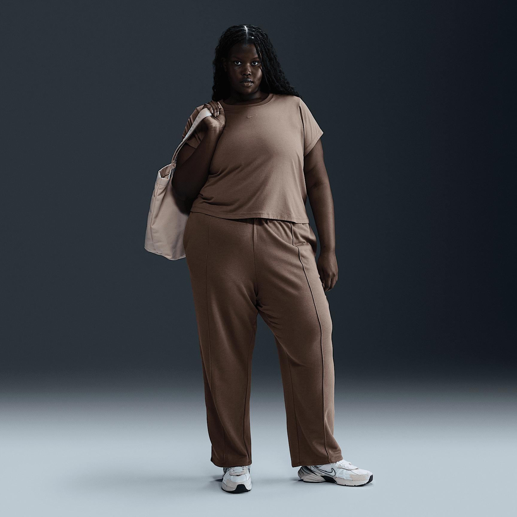 Nike Sportswear Chill Terry Women's Mid-Rise French Terry Open-Hem Sweatpants (Plus Size) Product Image