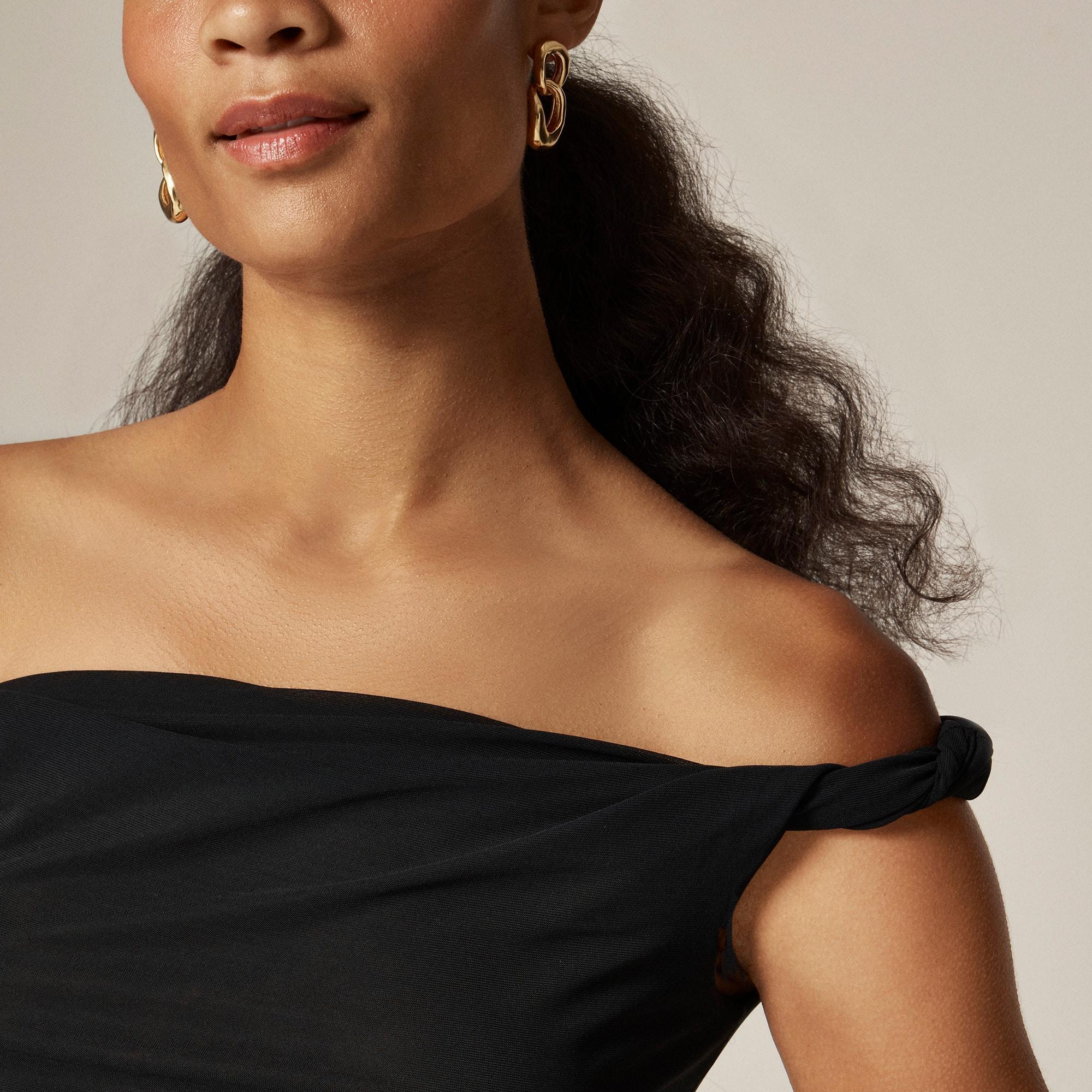 Off-the-shoulder twist tank top in matte jersey Product Image