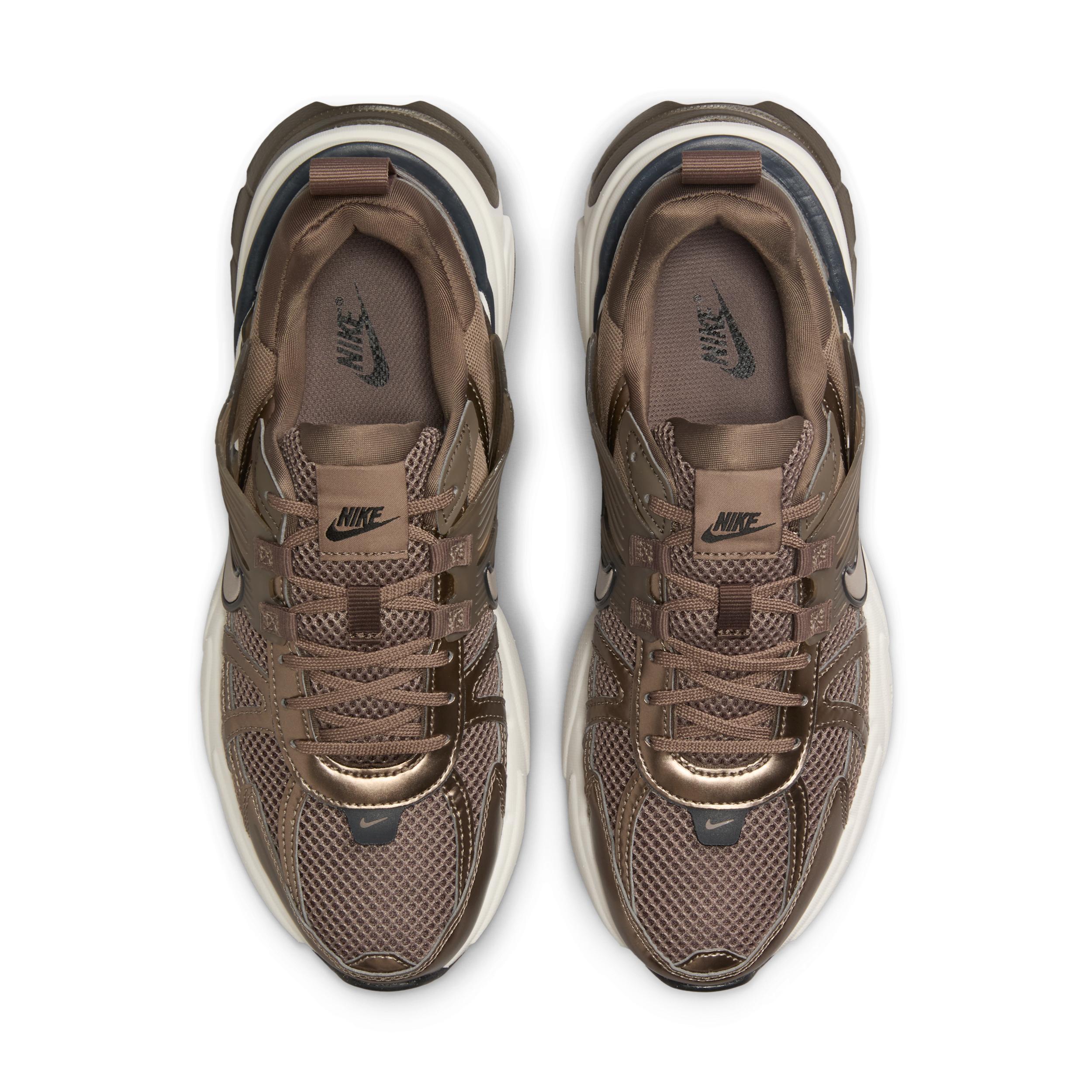 Nike Women's V2K Run Shoes Product Image