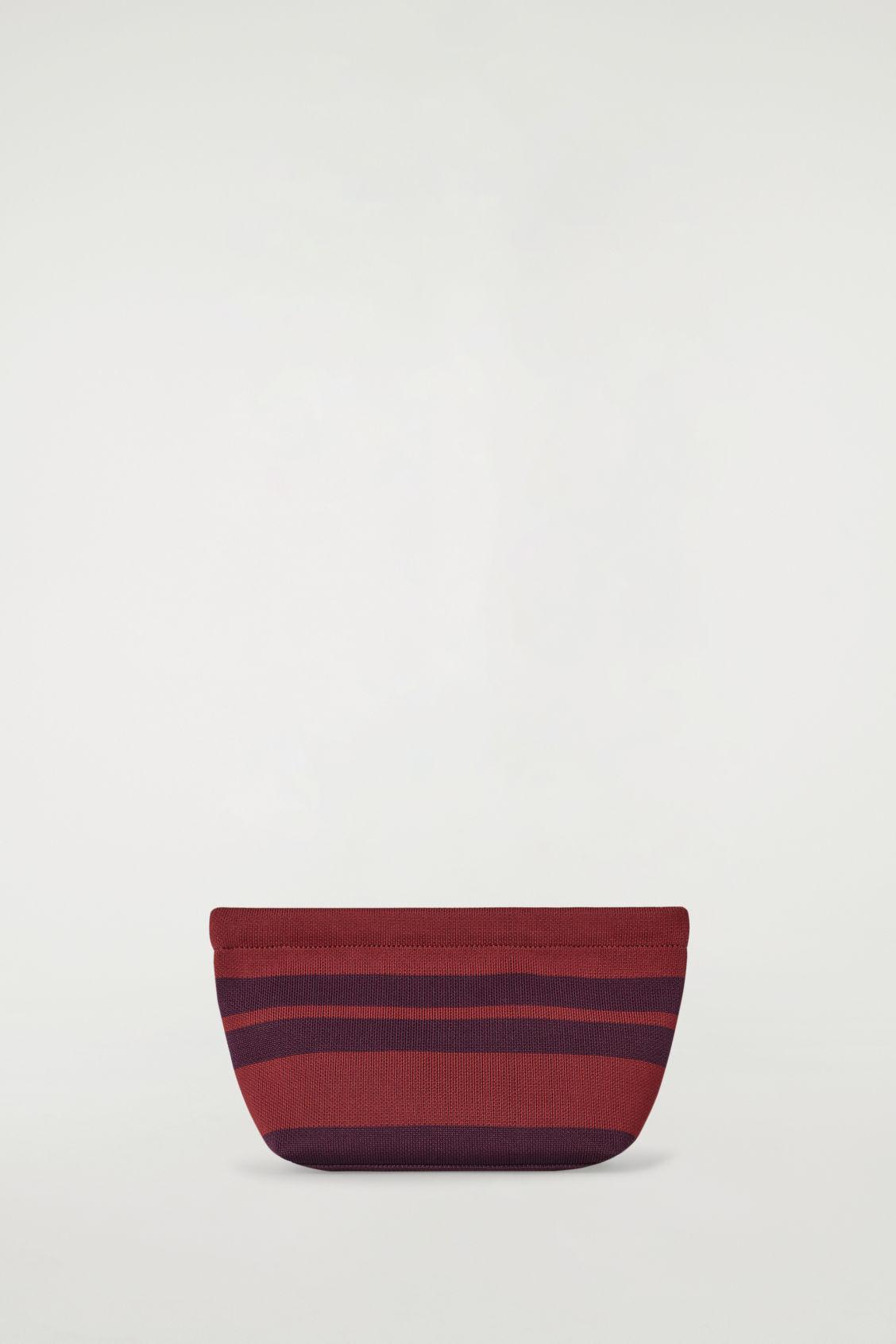 STRIPED POUCH Product Image