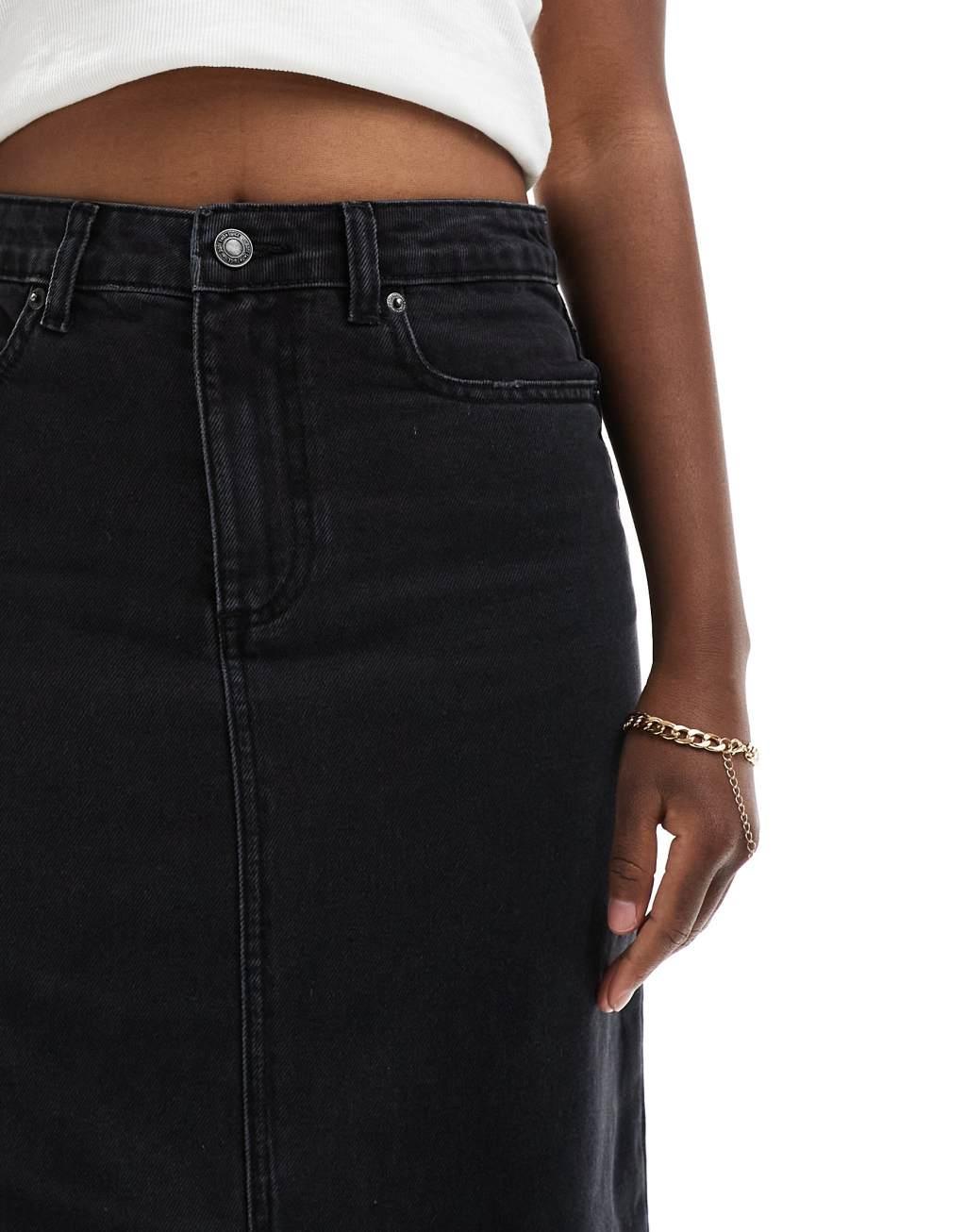 DTT denim midi skirt with front split in black Product Image