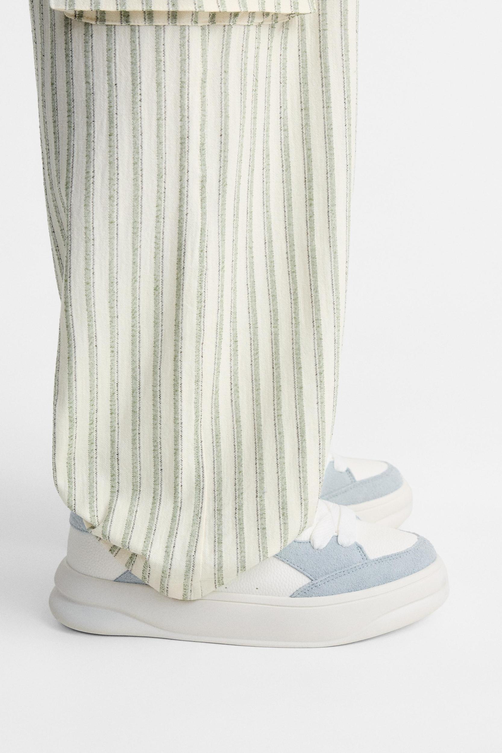 CHUNKY SNEAKERS Product Image