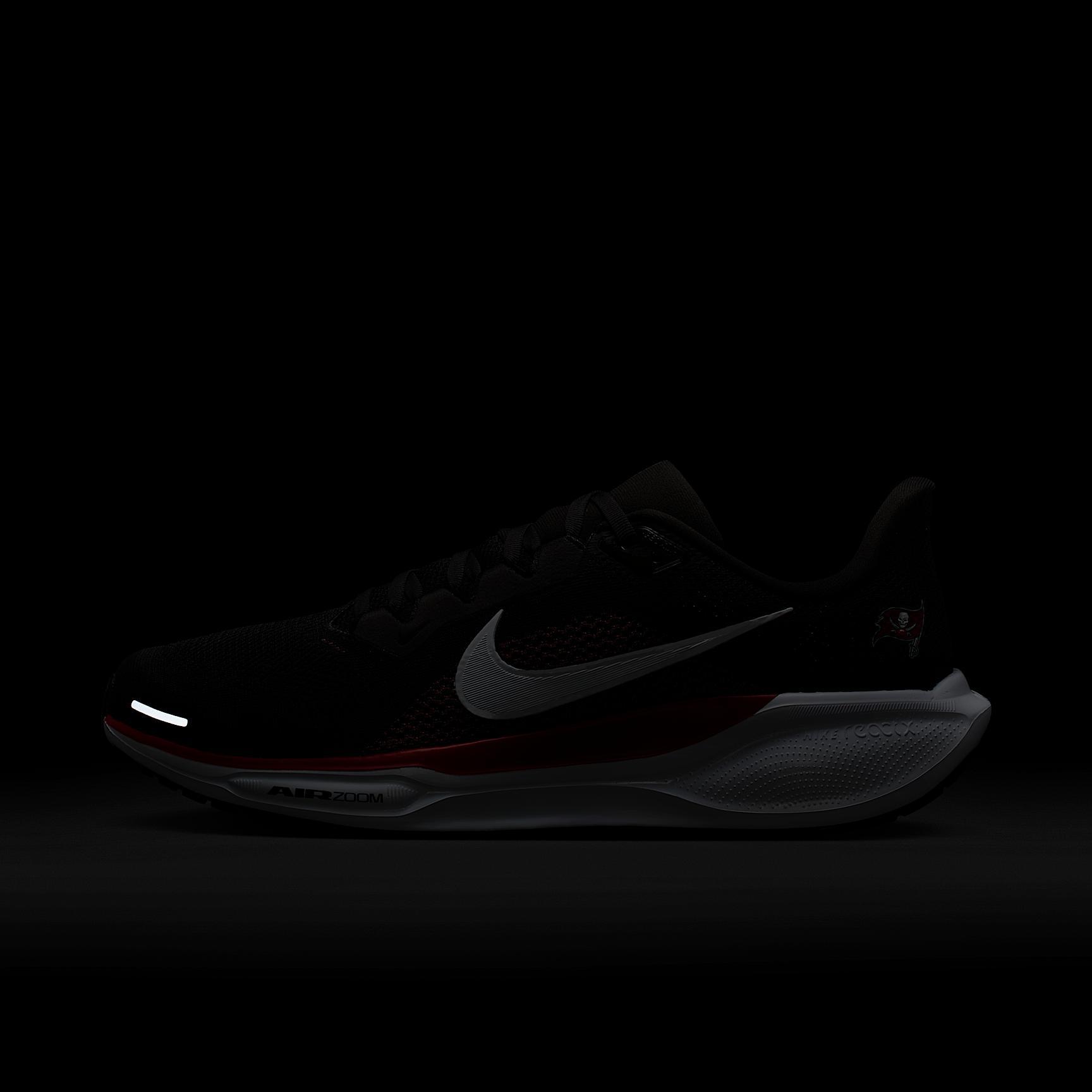 Tampa Bay Buccaneers Pegasus 41 Men's Nike NFL Road Running Shoes Product Image