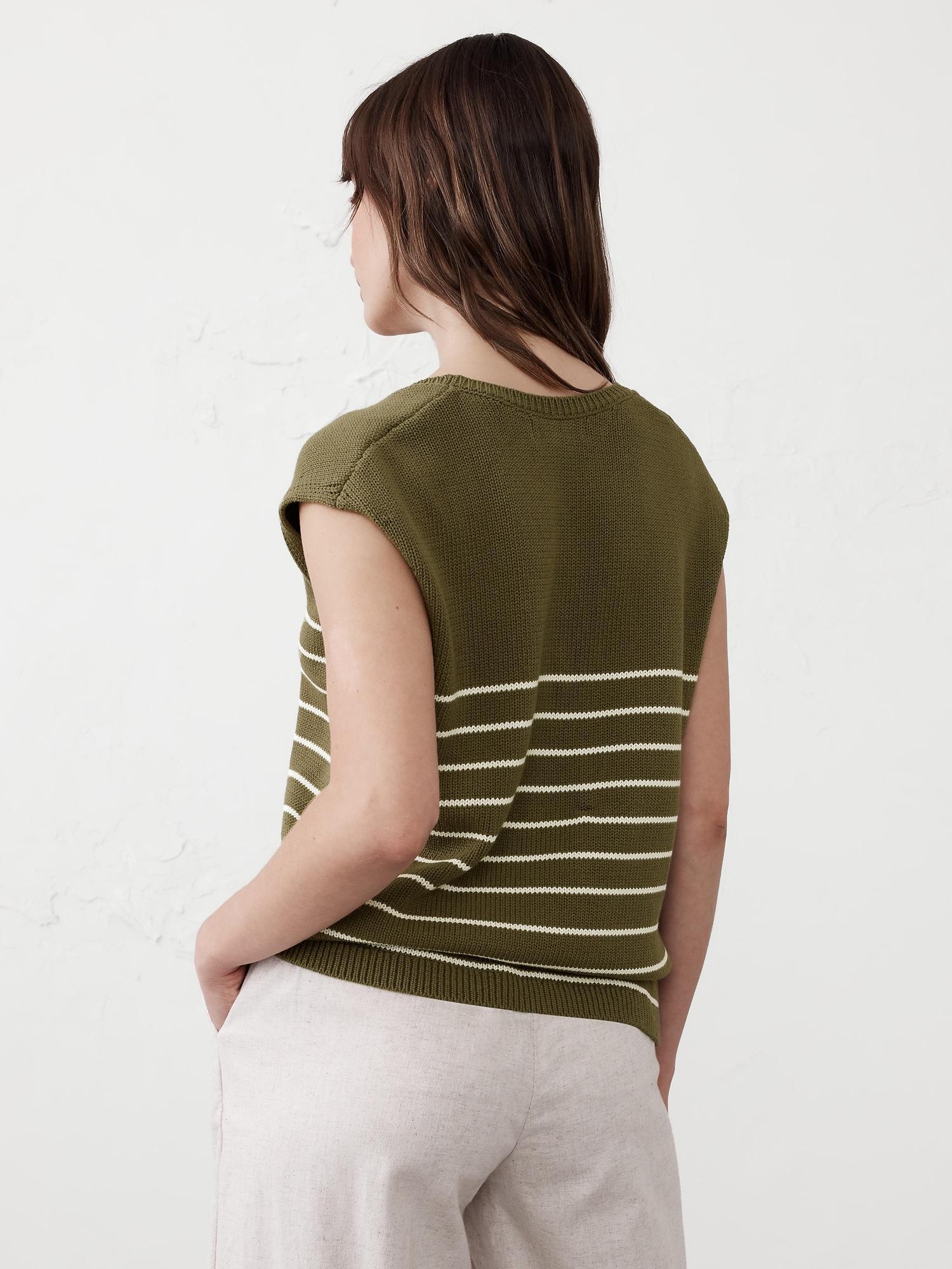 Scoop-Neck Pullover Sweater Product Image