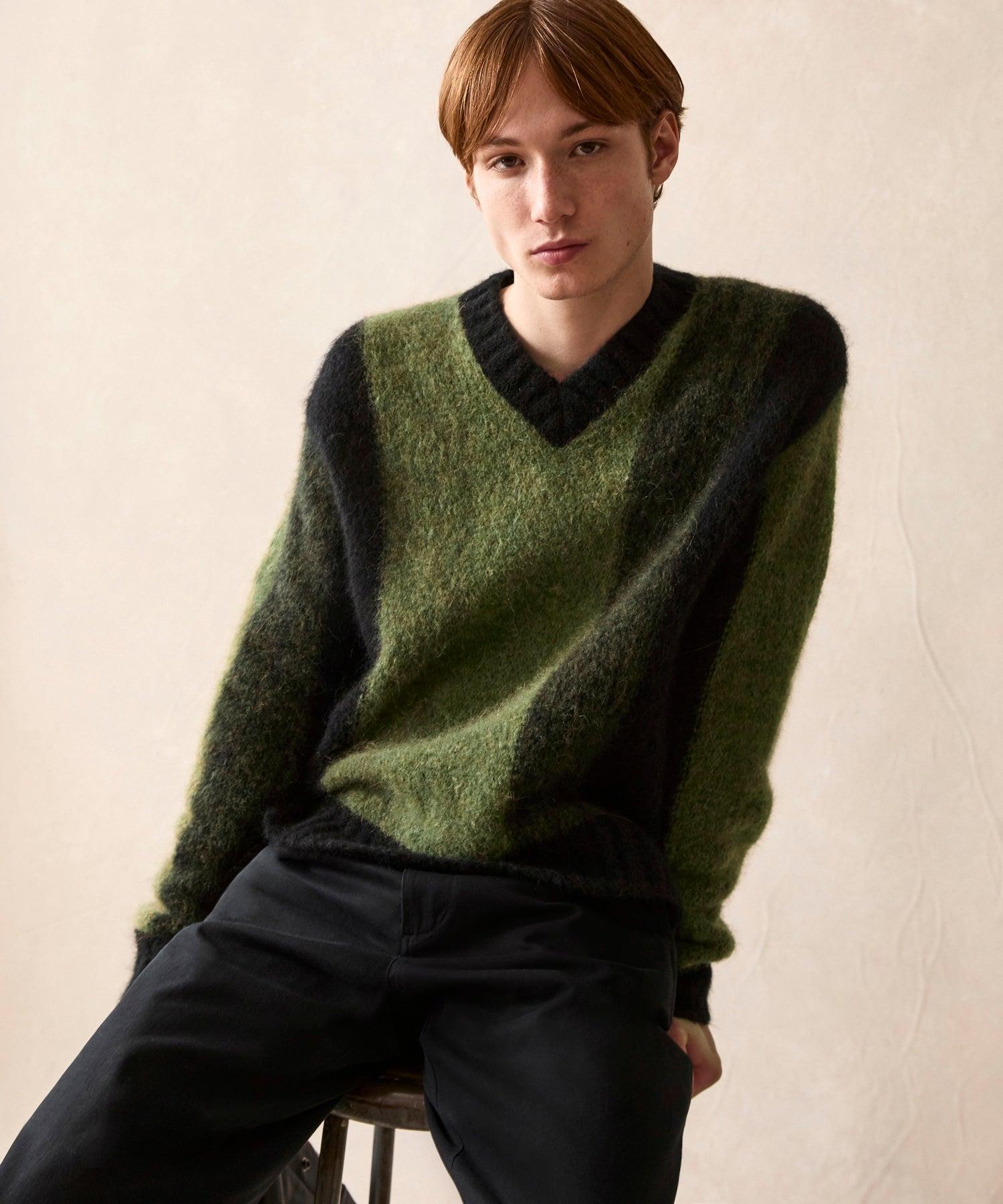 Relaxed Alpaca V-Neck in Oak Moss Product Image