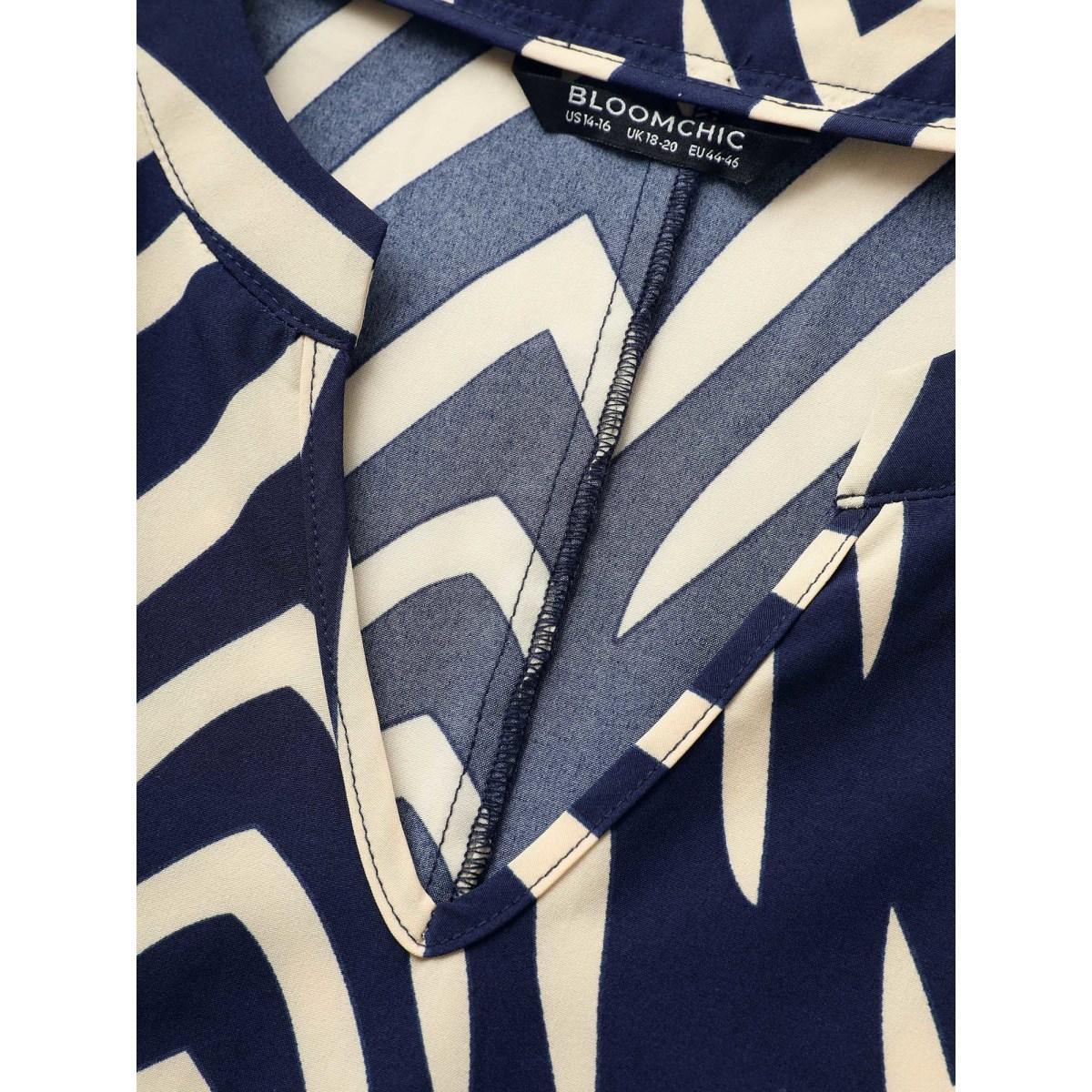 Plus Size Geometric Belted Dolman Sleeve Curved Hem Dress Navy Women At the Office Flat collar with V-notch Short sleeve Curvy BloomChic 26/4X Product Image