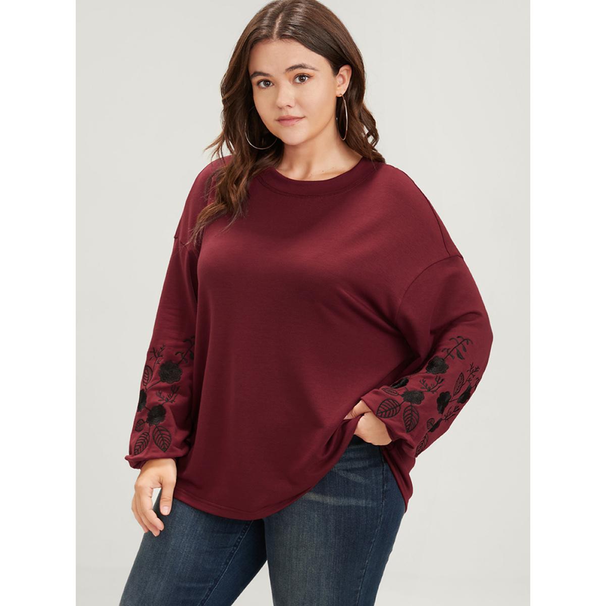 Plus Size Plain Embroidered Lantern Sleeve Drop Shoulder Sweatshirt Women Scarlet Elegant Embroidered Round Neck Dailywear Sweatshirts BloomChic 22-24/3X Product Image