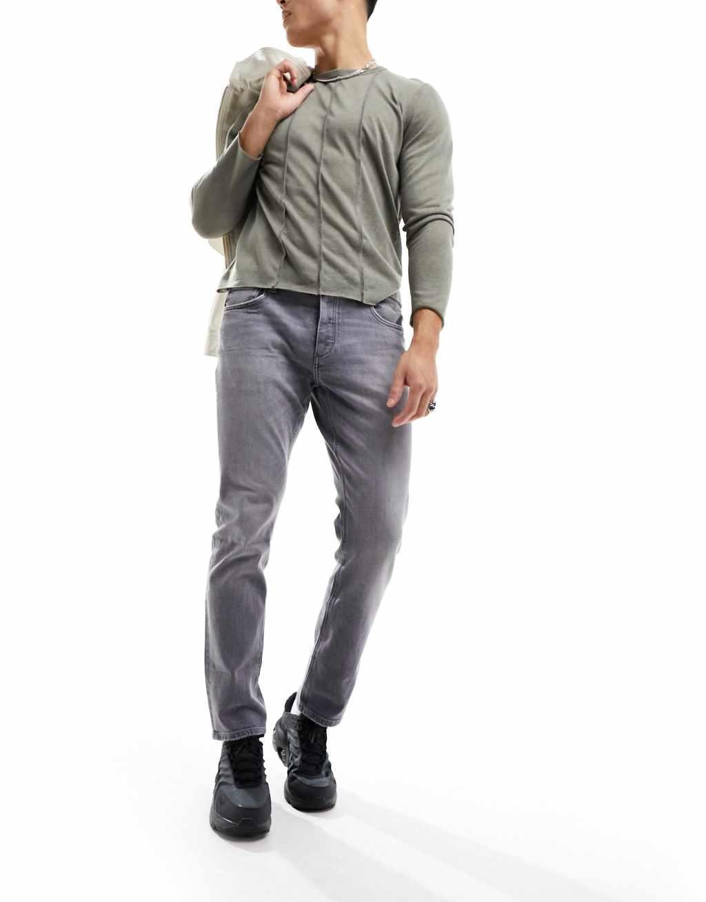 River Island slim fit jeans in light gray wash Product Image