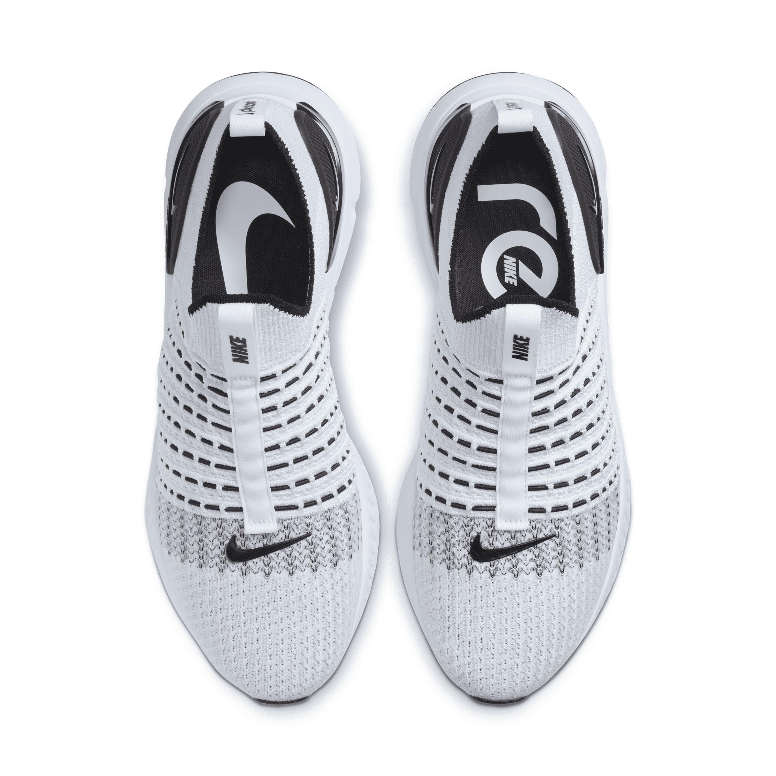 Nike Mens React Phantom Run Flyknit 2 Running Shoes in True White/Black/Pure Platinum Product Image