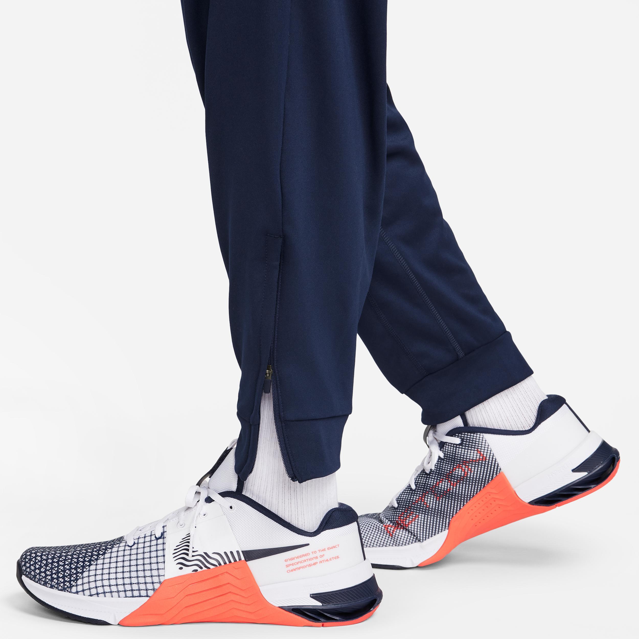 Nike Men's Totality Dri-FIT Tapered Versatile Pants Product Image