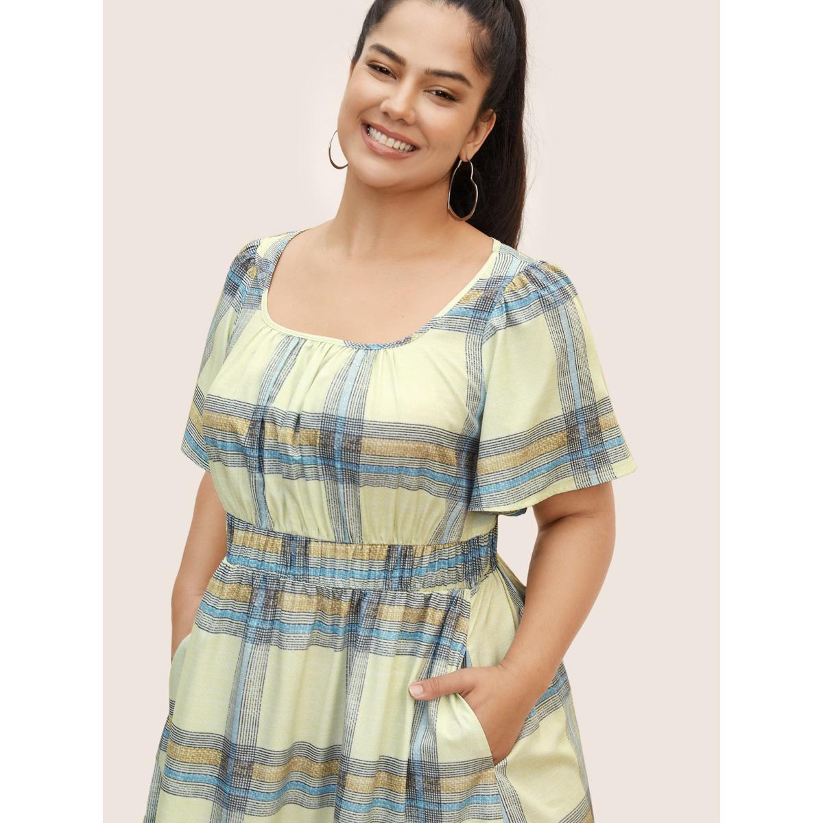 Plus Size Plaid Elastic Waist Gathered Midi Dress Beige Women Casual Gathered U-neck Short sleeve Curvy BloomChic 12/L Product Image