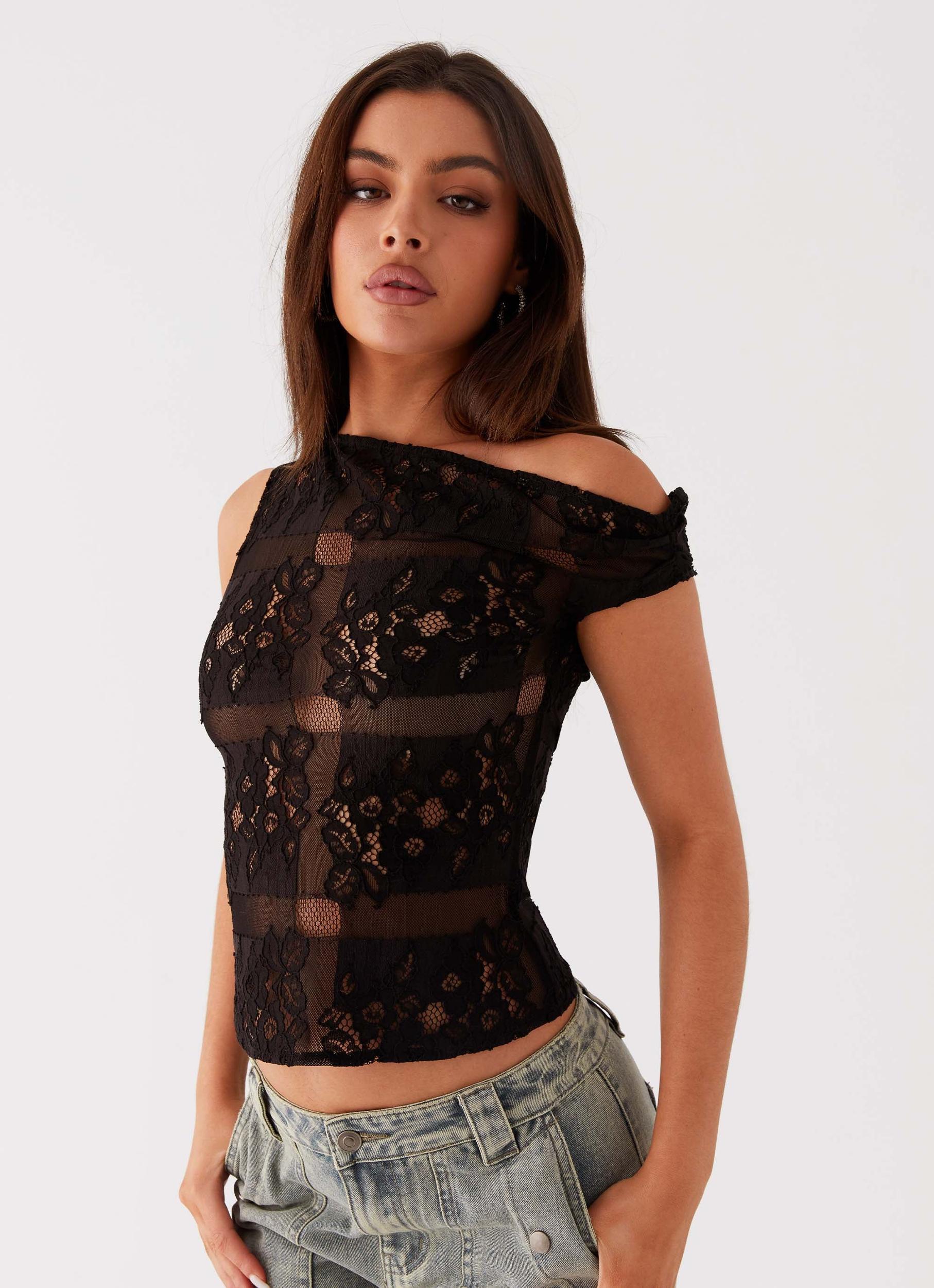 Magnetic Nightfall Top - Black Product Image