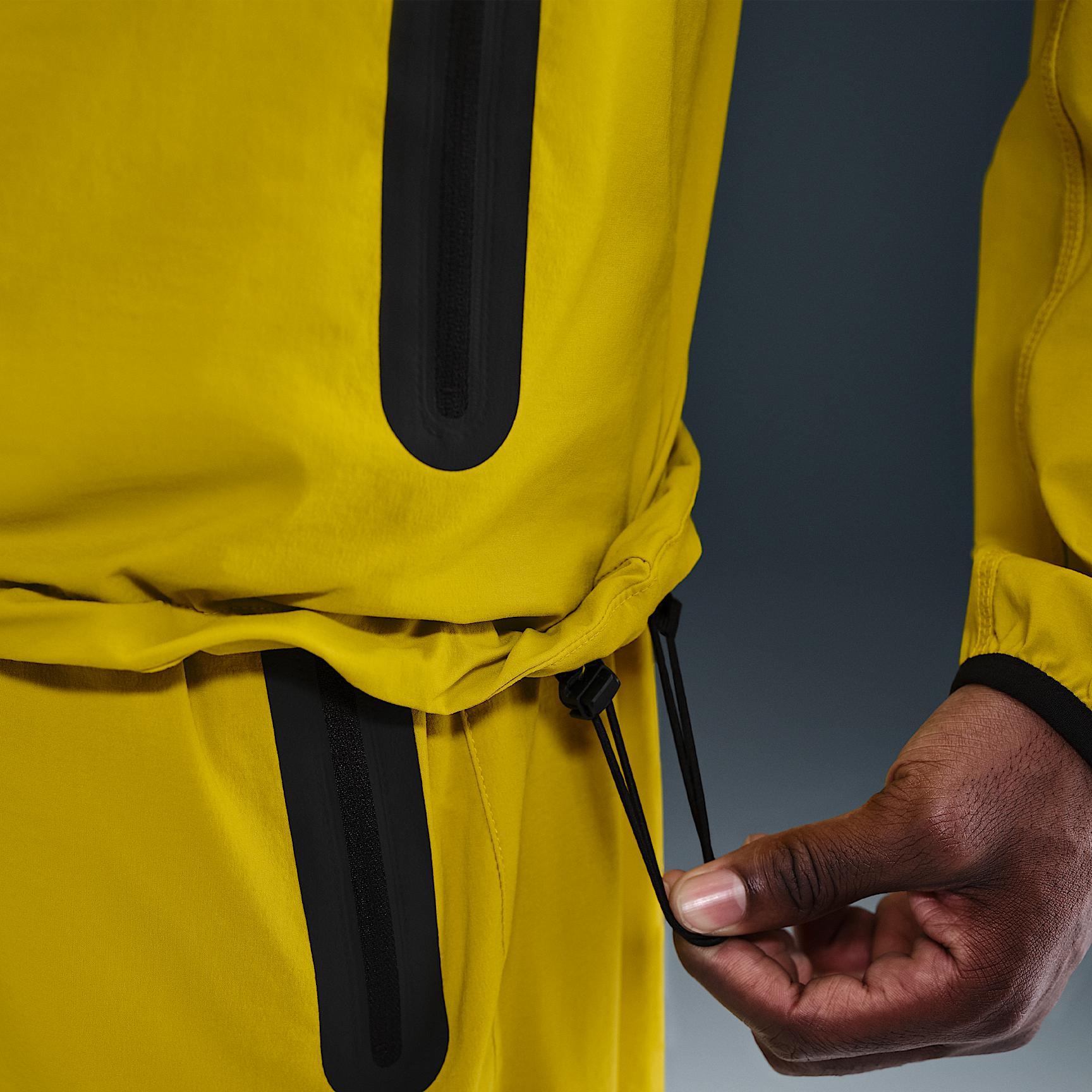 Nike Men's Tech Woven Jacket Product Image