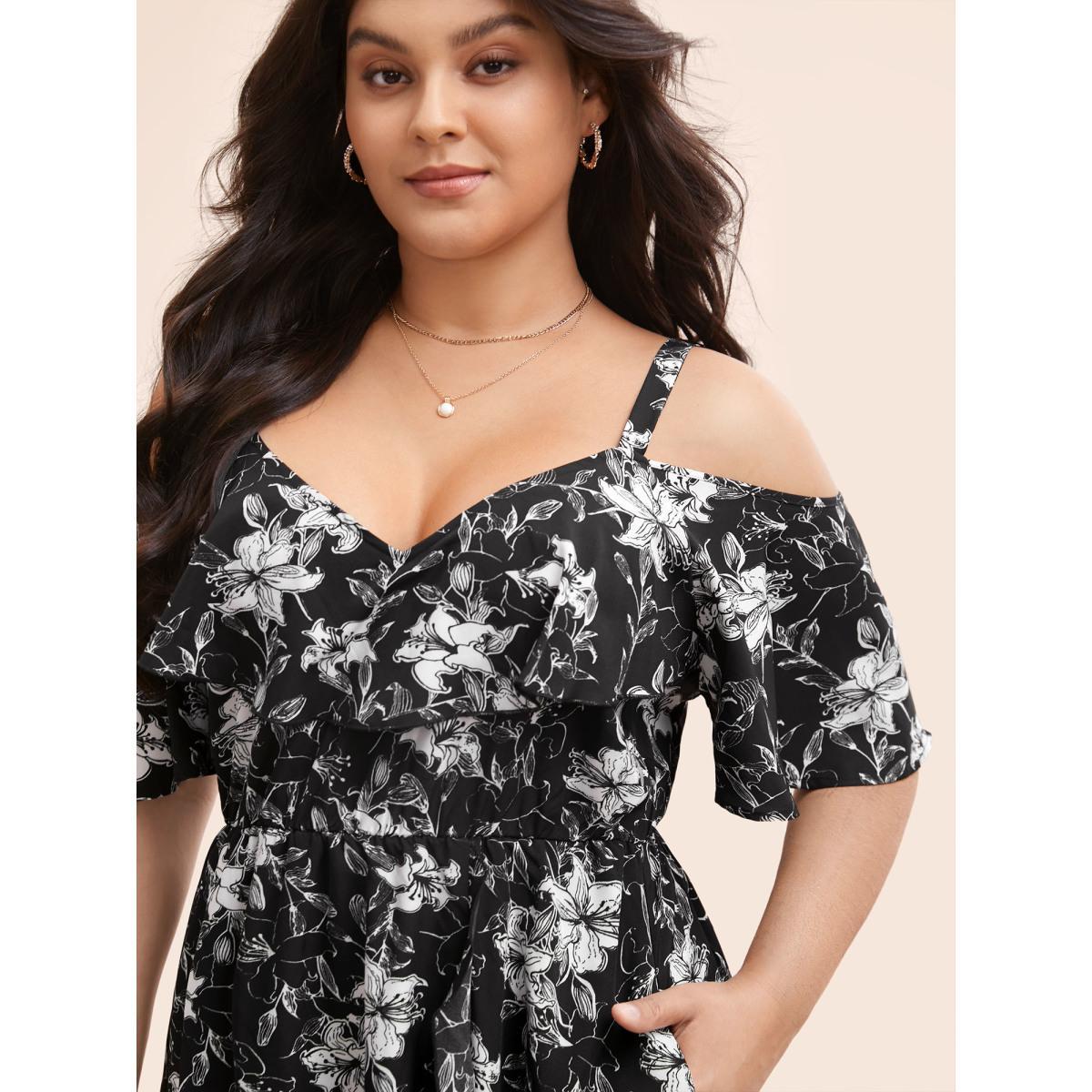 Plus Size Floral Heart Neckline Ruffle Trim Dress Black Women Elegant Ruffles Heart neckline Short sleeve Curvy BloomChic 28/5X Product Image