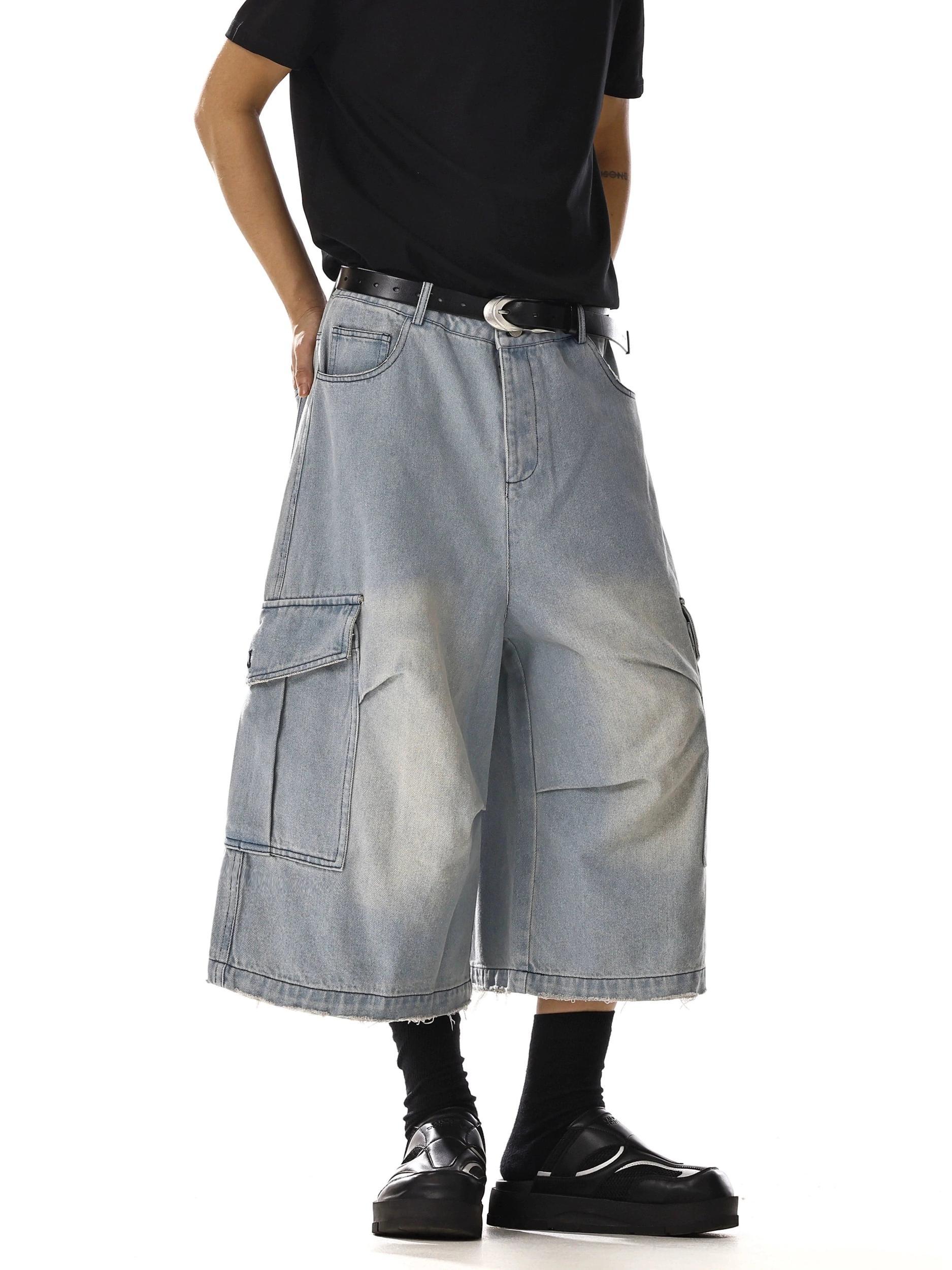 RT No. 18230 LIGHT BLUE DENIM LONG SHORTS Product Image