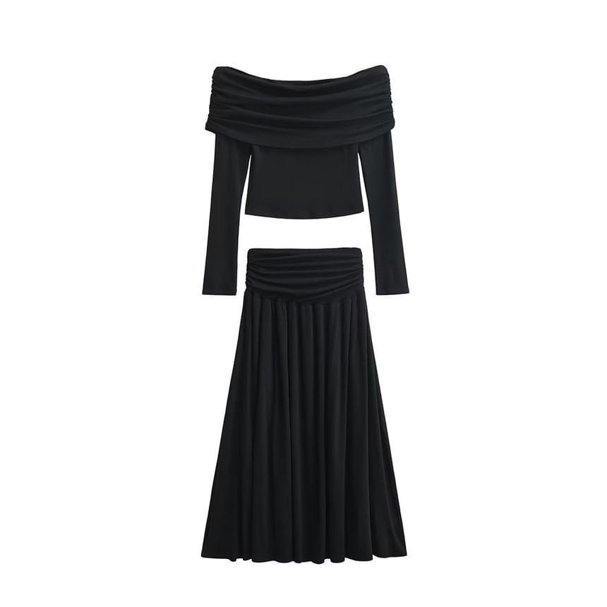 Set: Long Sleeve Off Shoulder Plain Ruched Crop Top + High Rise Maxi A-Line Skirt Product Image