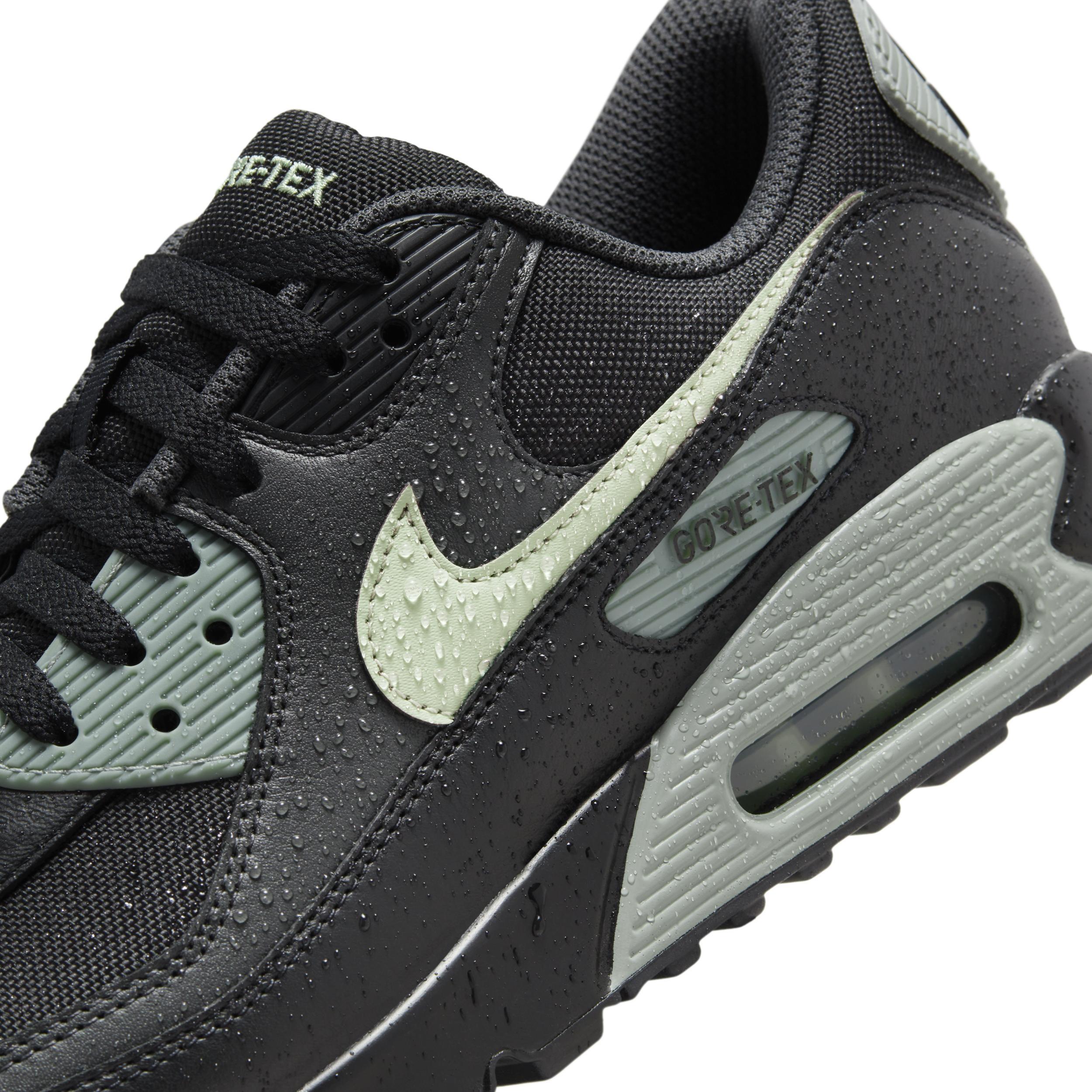 Nike Air Max 90 GORE-TEX Men's Winterized Shoes Product Image