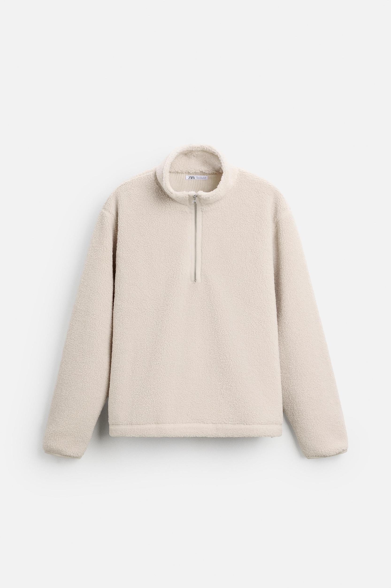 QUARTER ZIP FLEECE SWEATSHIRT Product Image